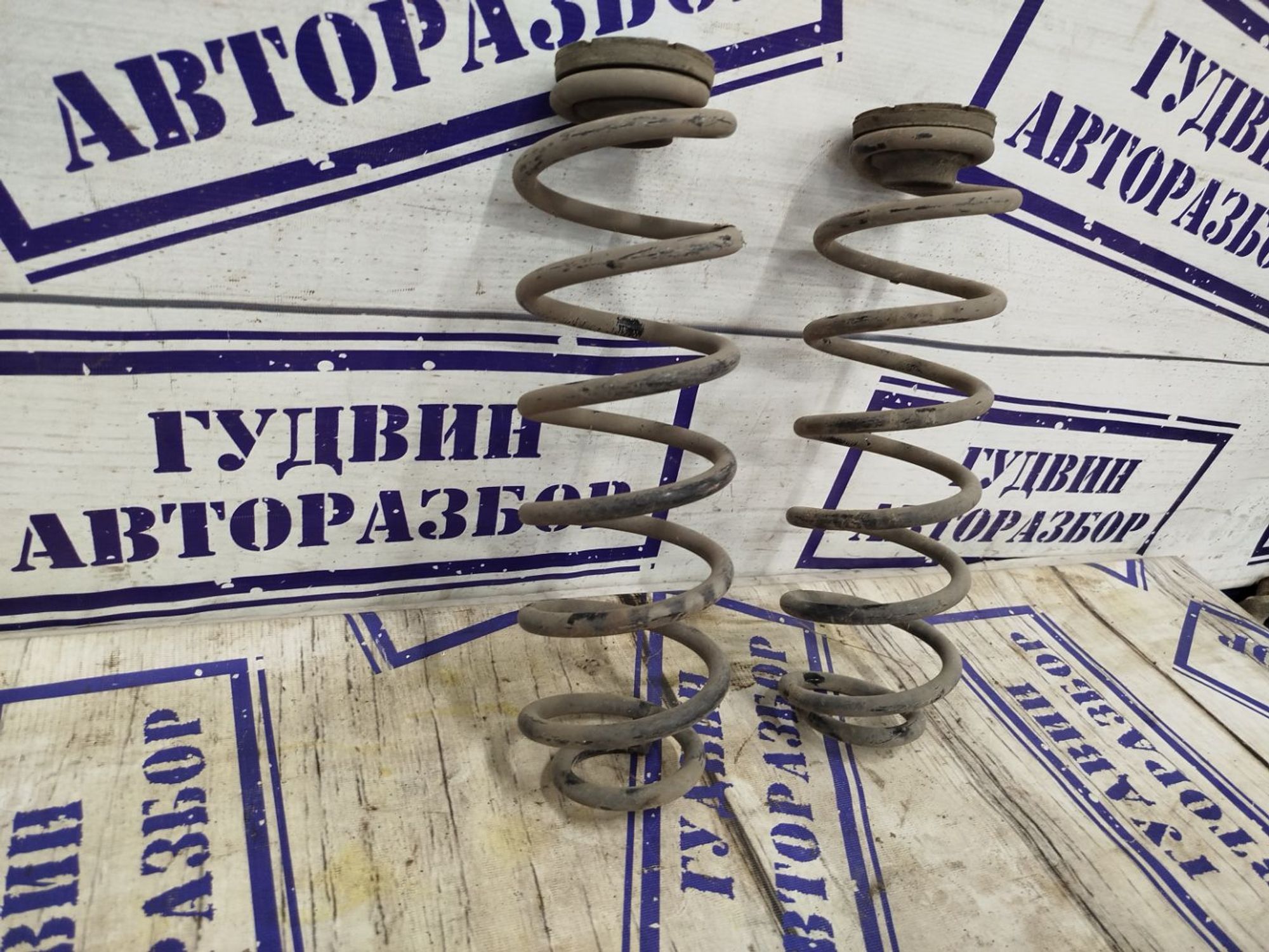 https://gcs.partsauto.market/rn-stockpro.appspot.com/thmbs/userImages/bc0eb84865f53888550f18795cb0a01d/part/4255775f-89da-48e9-885a-4cd8be16085a_1742458783747.jpg