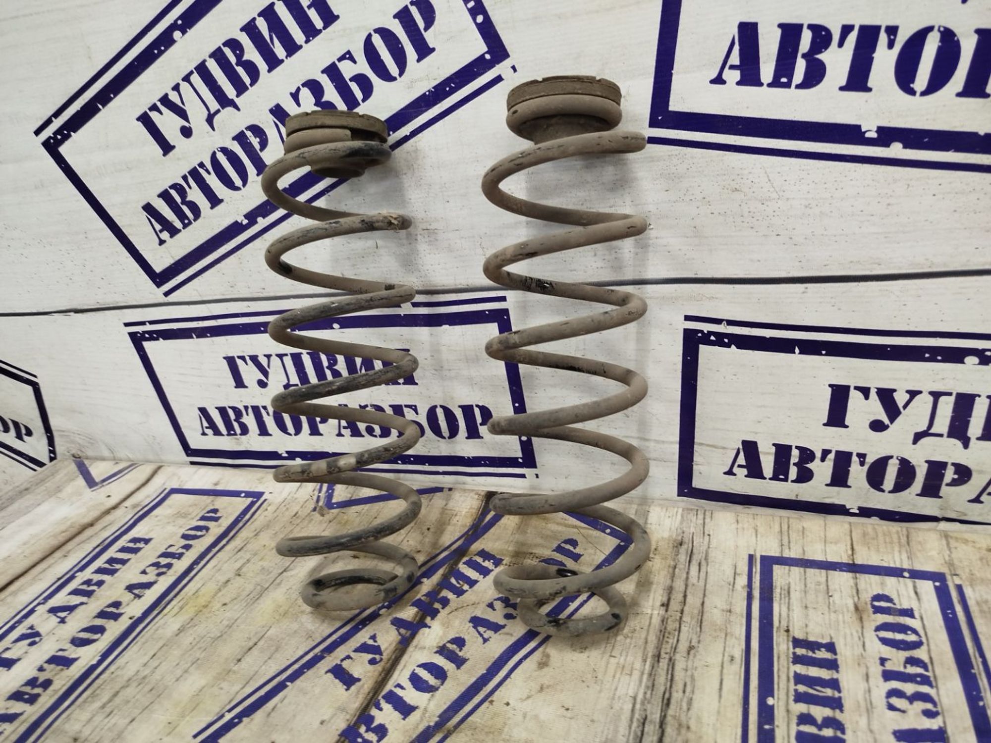 https://gcs.partsauto.market/rn-stockpro.appspot.com/thmbs/userImages/bc0eb84865f53888550f18795cb0a01d/part/853faa83-ce55-4378-bca6-b5e1dcc4e111_1742458788615.jpg