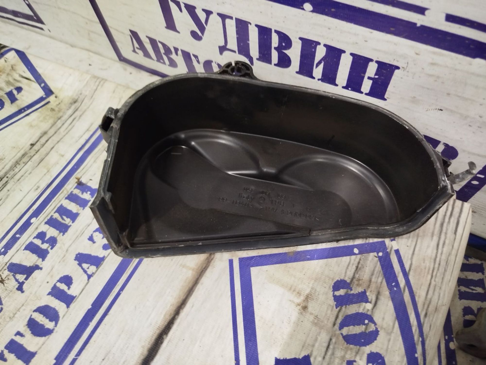 https://gcs.partsauto.market/rn-stockpro.appspot.com/thmbs/userImages/bc0eb84865f53888550f18795cb0a01d/part/92e69286-fec4-4689-8d16-ed31bf46c290_1742551385961.jpg