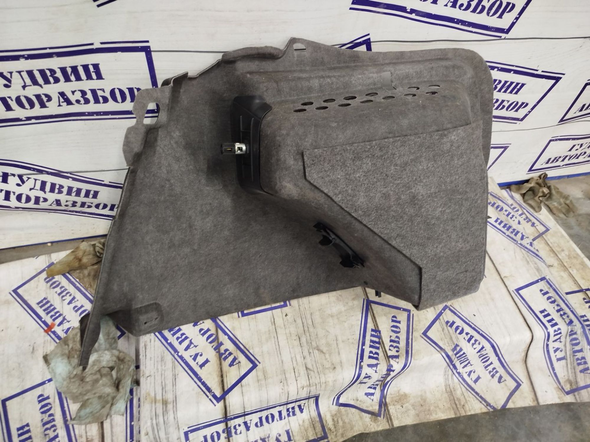 https://gcs.partsauto.market/rn-stockpro.appspot.com/thmbs/userImages/bc0eb84865f53888550f18795cb0a01d/part/adc6d44e-34b6-45e3-b4ae-f630aaa6ab38_1742458606649.jpg