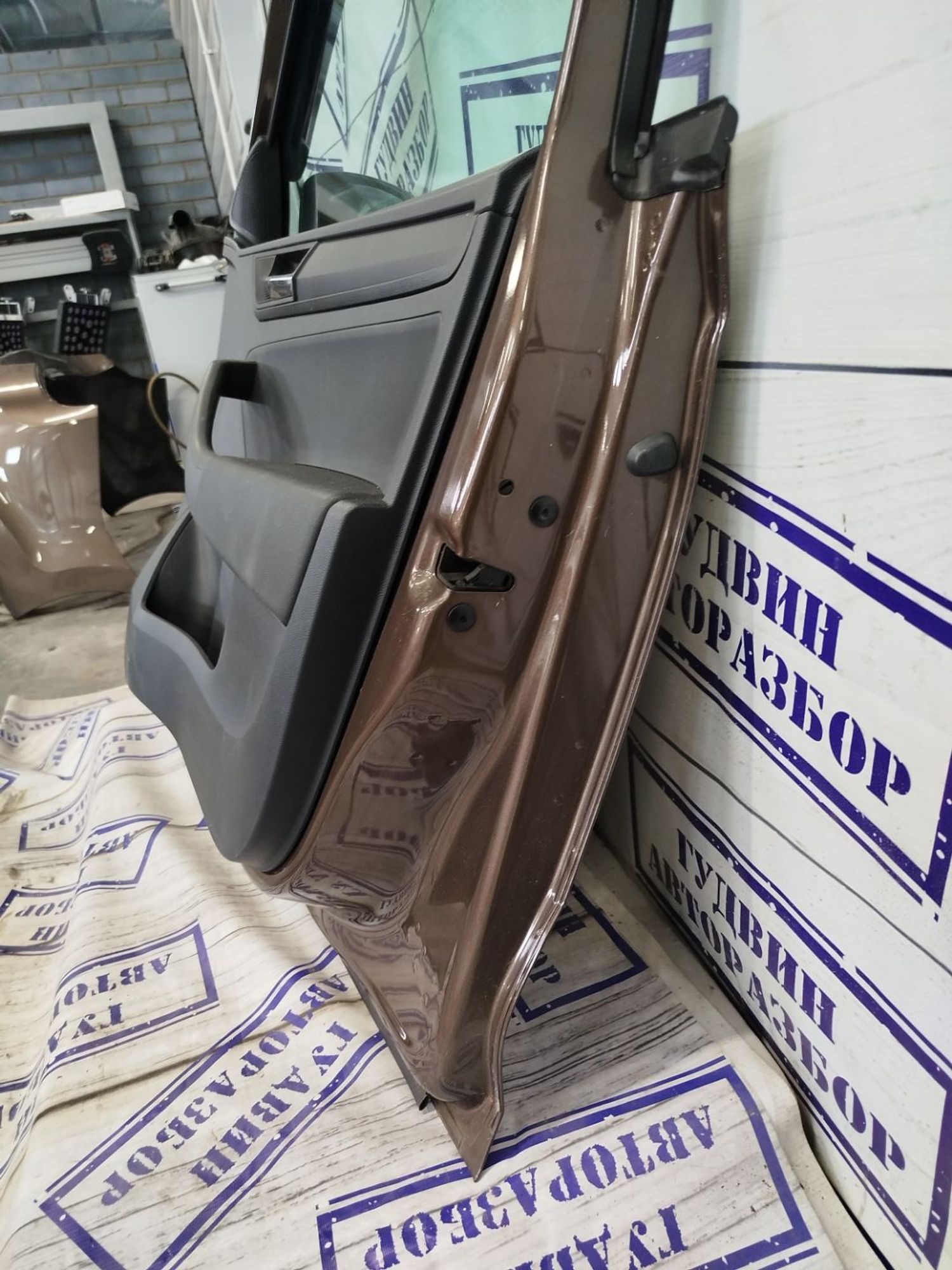 https://gcs.partsauto.market/rn-stockpro.appspot.com/thmbs/userImages/bc0eb84865f53888550f18795cb0a01d/part/c7f1c3af-907d-448f-ba3d-b4d0ba5ecd73_1741180260316.jpg