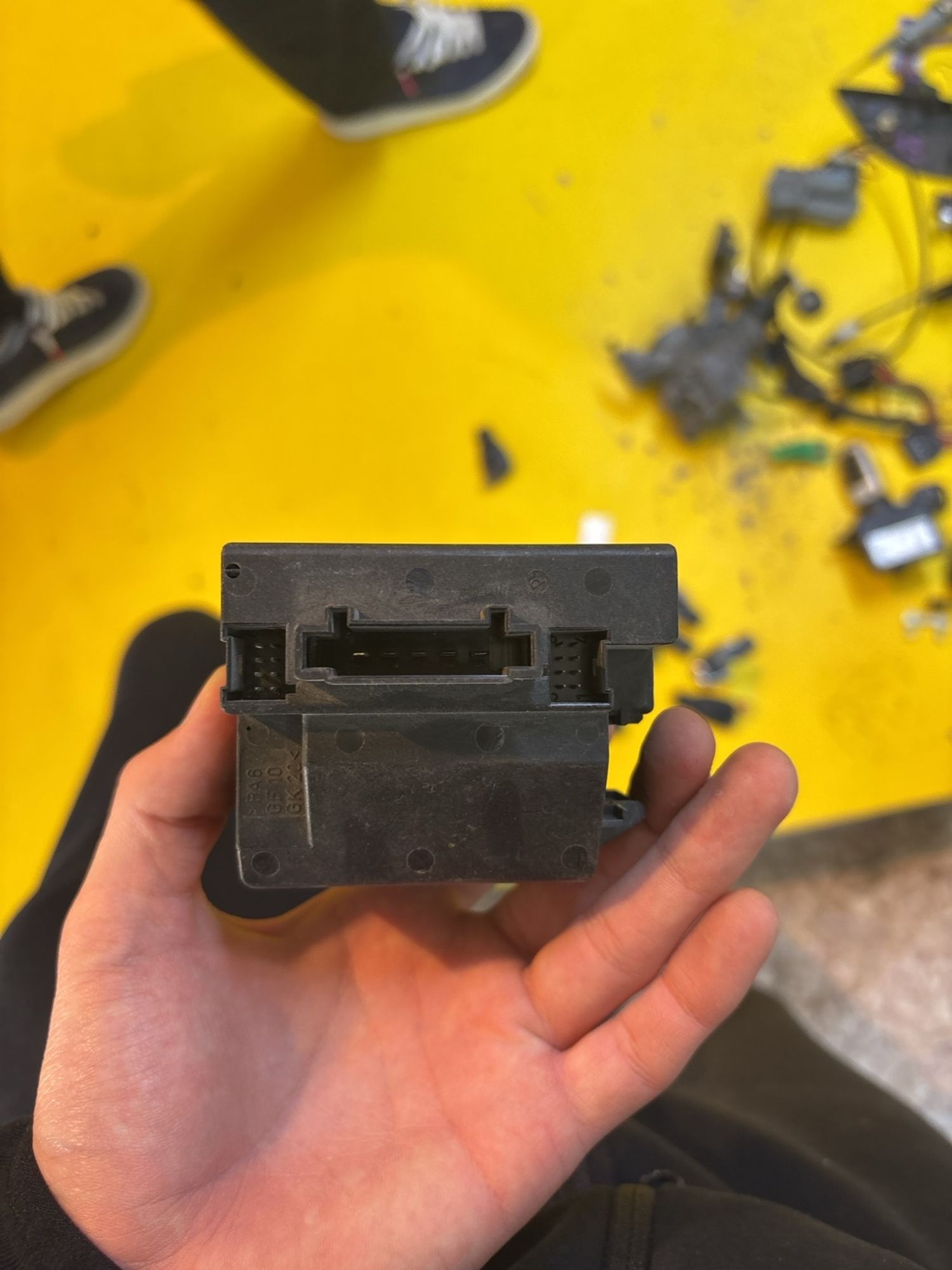 https://gcs.partsauto.market/rn-stockpro.appspot.com/thmbs/userImages/c566b97a16b148191013c3a1016369ae/part/0c1ab4a1-e30c-4828-a8dc-4ab844abcf88_1746098551723.jpg