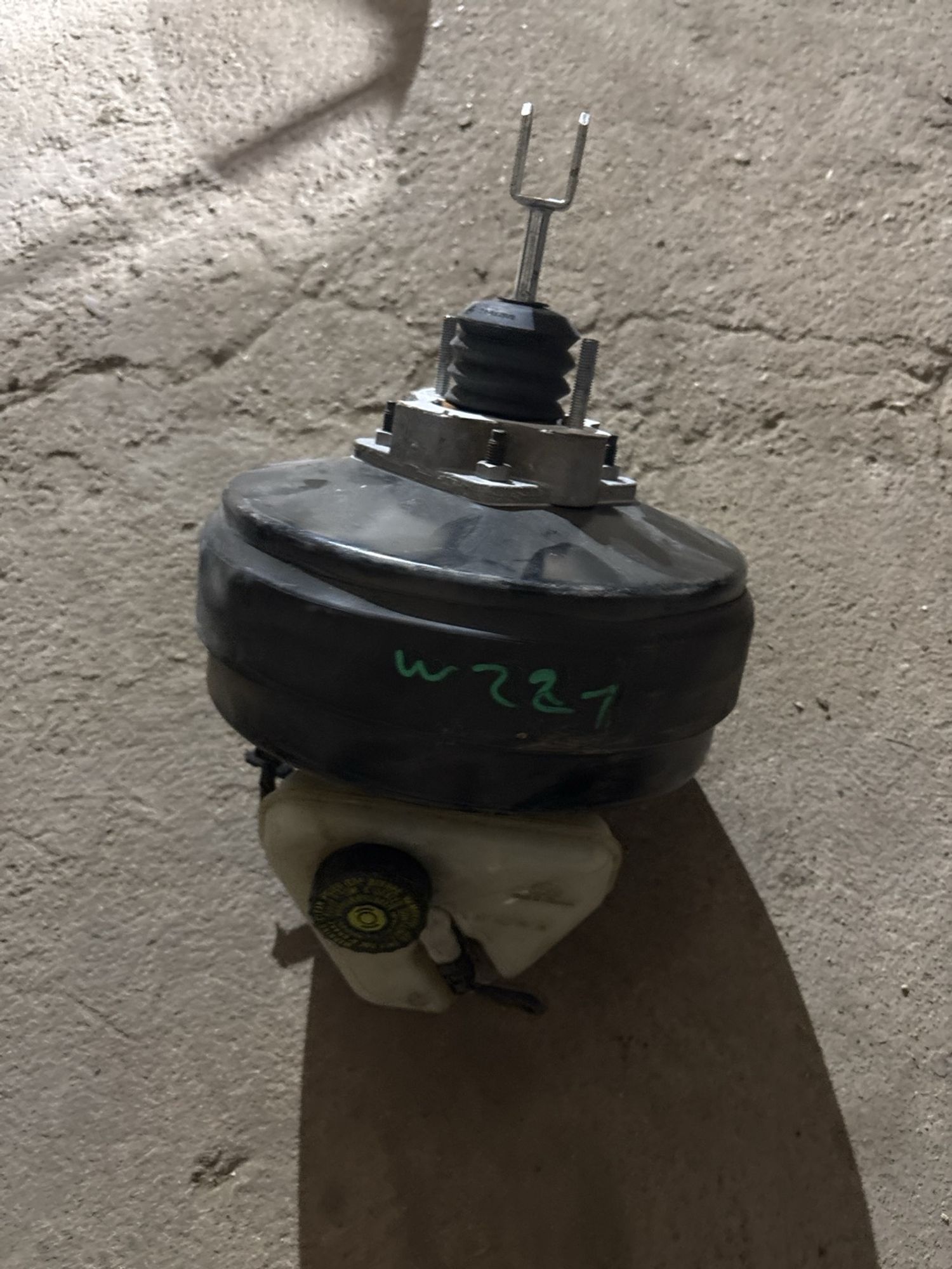 https://gcs.partsauto.market/rn-stockpro.appspot.com/thmbs/userImages/c566b97a16b148191013c3a1016369ae/part/10ee9b7e-c536-4fa2-b884-ac5f144065e3_1747982897421.jpg
