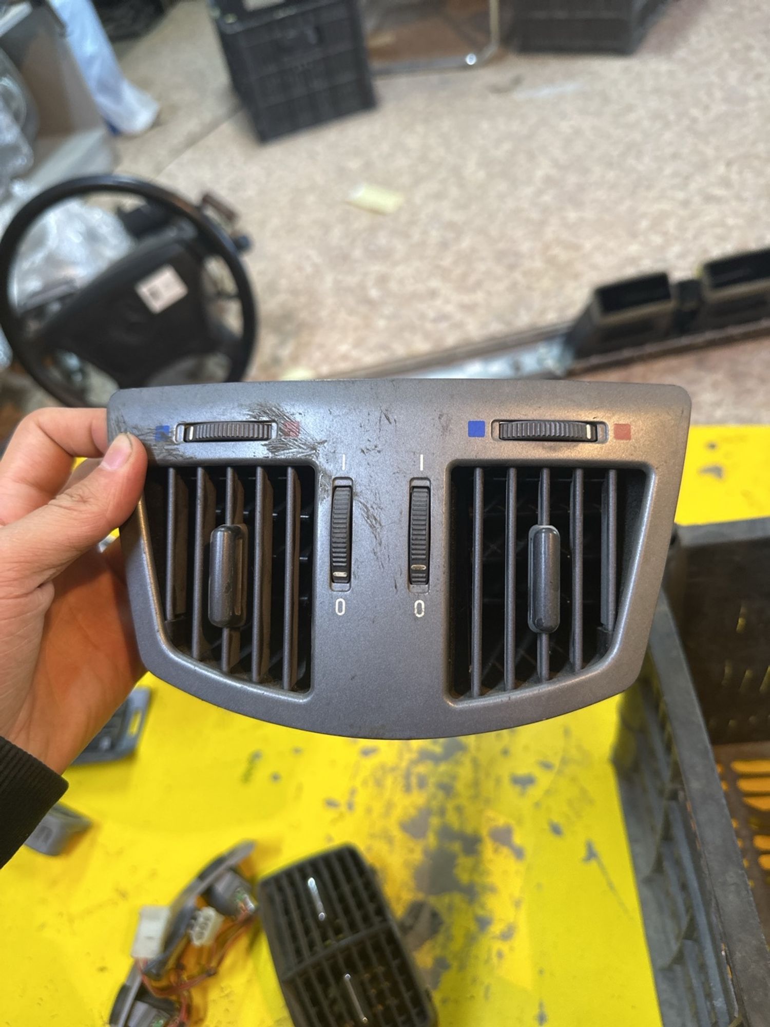 https://gcs.partsauto.market/rn-stockpro.appspot.com/thmbs/userImages/c566b97a16b148191013c3a1016369ae/part/139e6160-adf8-438d-9f78-abbba2e26132_1747489607409.jpg