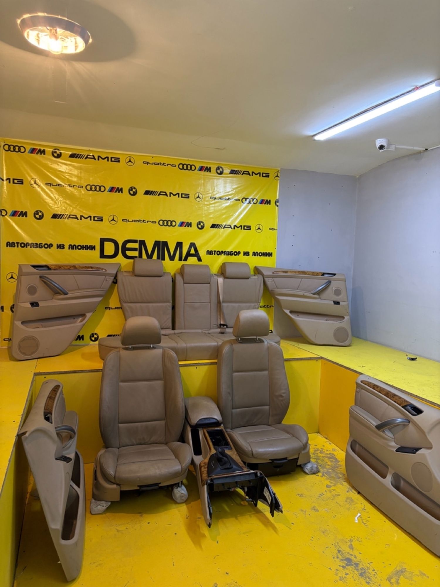 https://gcs.partsauto.market/rn-stockpro.appspot.com/thmbs/userImages/c566b97a16b148191013c3a1016369ae/part/214dc979-244f-4178-bb7f-6caca1977c9b_1747045853442.jpg