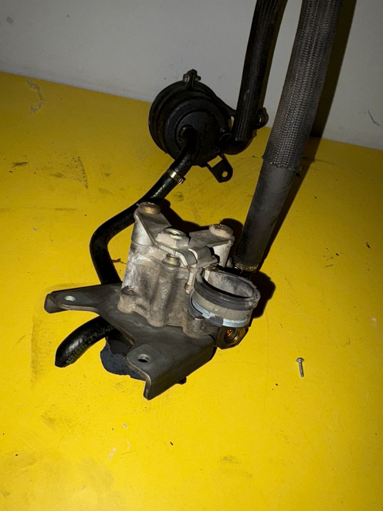 https://gcs.partsauto.market/rn-stockpro.appspot.com/thmbs/userImages/c566b97a16b148191013c3a1016369ae/part/2ca6cbec-3523-4fba-8594-cc5d5c84159e_1748433719028.jpg