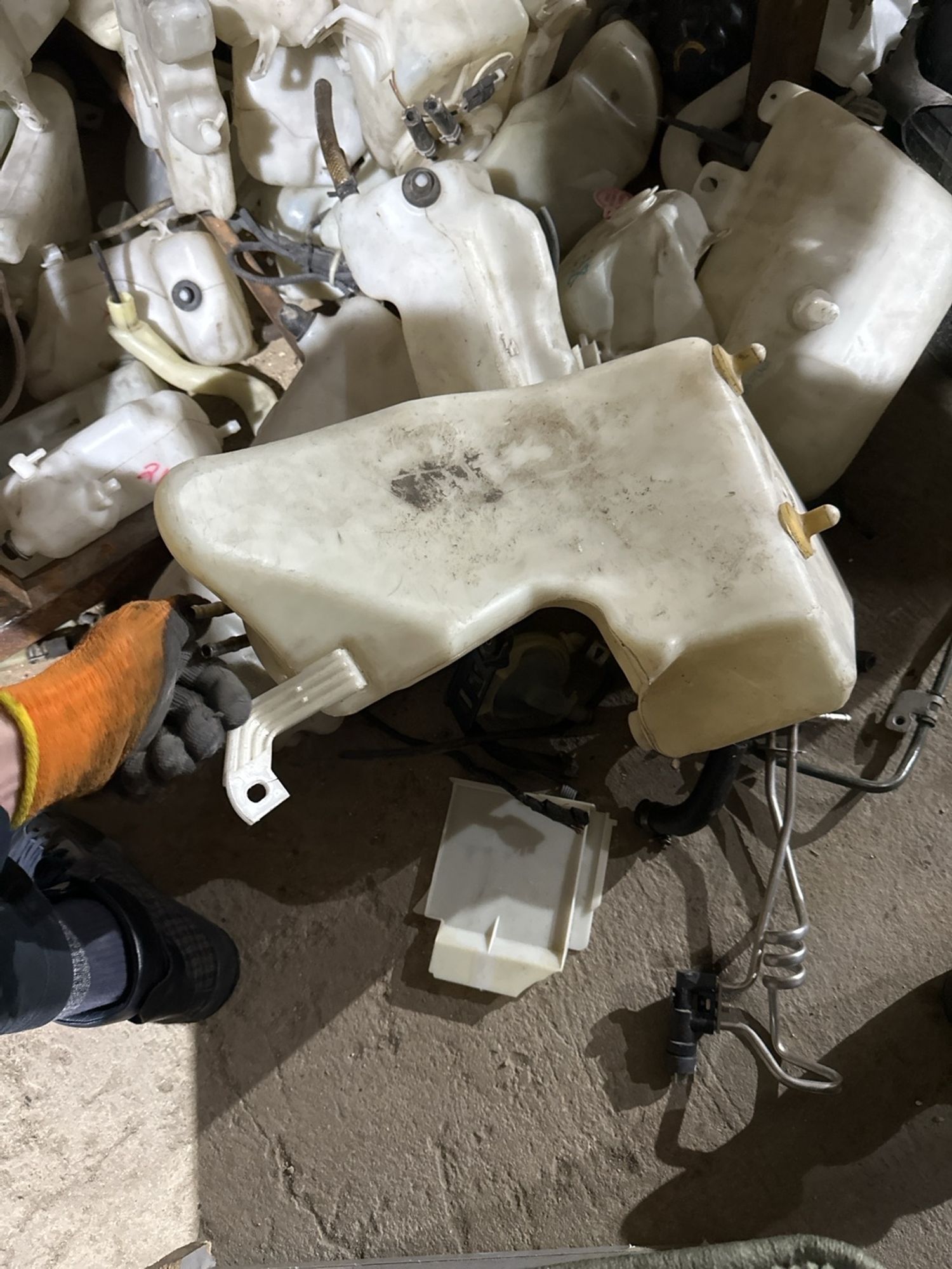 https://gcs.partsauto.market/rn-stockpro.appspot.com/thmbs/userImages/c566b97a16b148191013c3a1016369ae/part/2dc919ba-7f48-49a4-bac5-0b6c6d3fc498_1740900039277.jpg