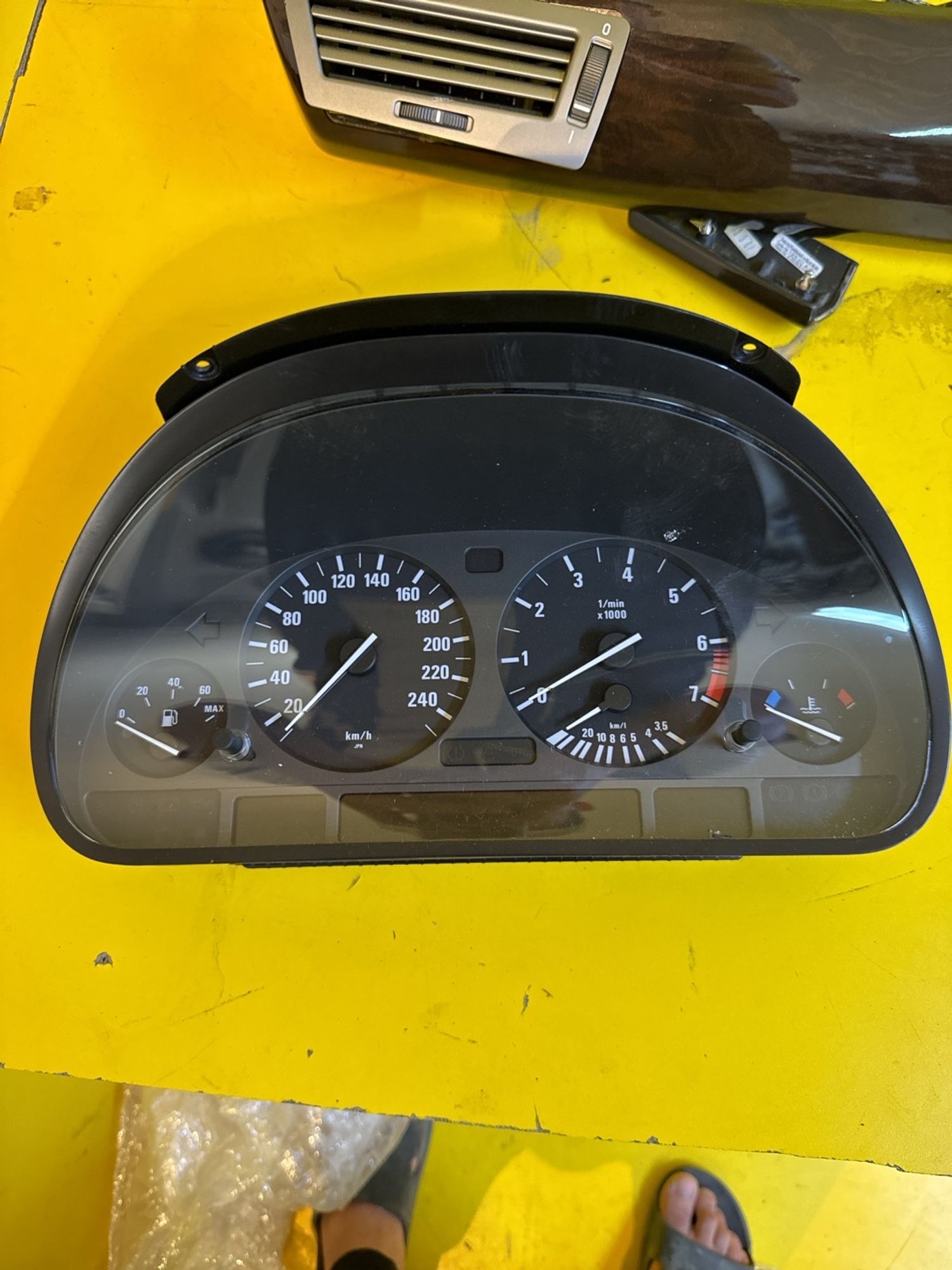 https://gcs.partsauto.market/rn-stockpro.appspot.com/thmbs/userImages/c566b97a16b148191013c3a1016369ae/part/2f7ea661-6ae9-4454-a563-2d4802c873b4_1747216542288.jpg