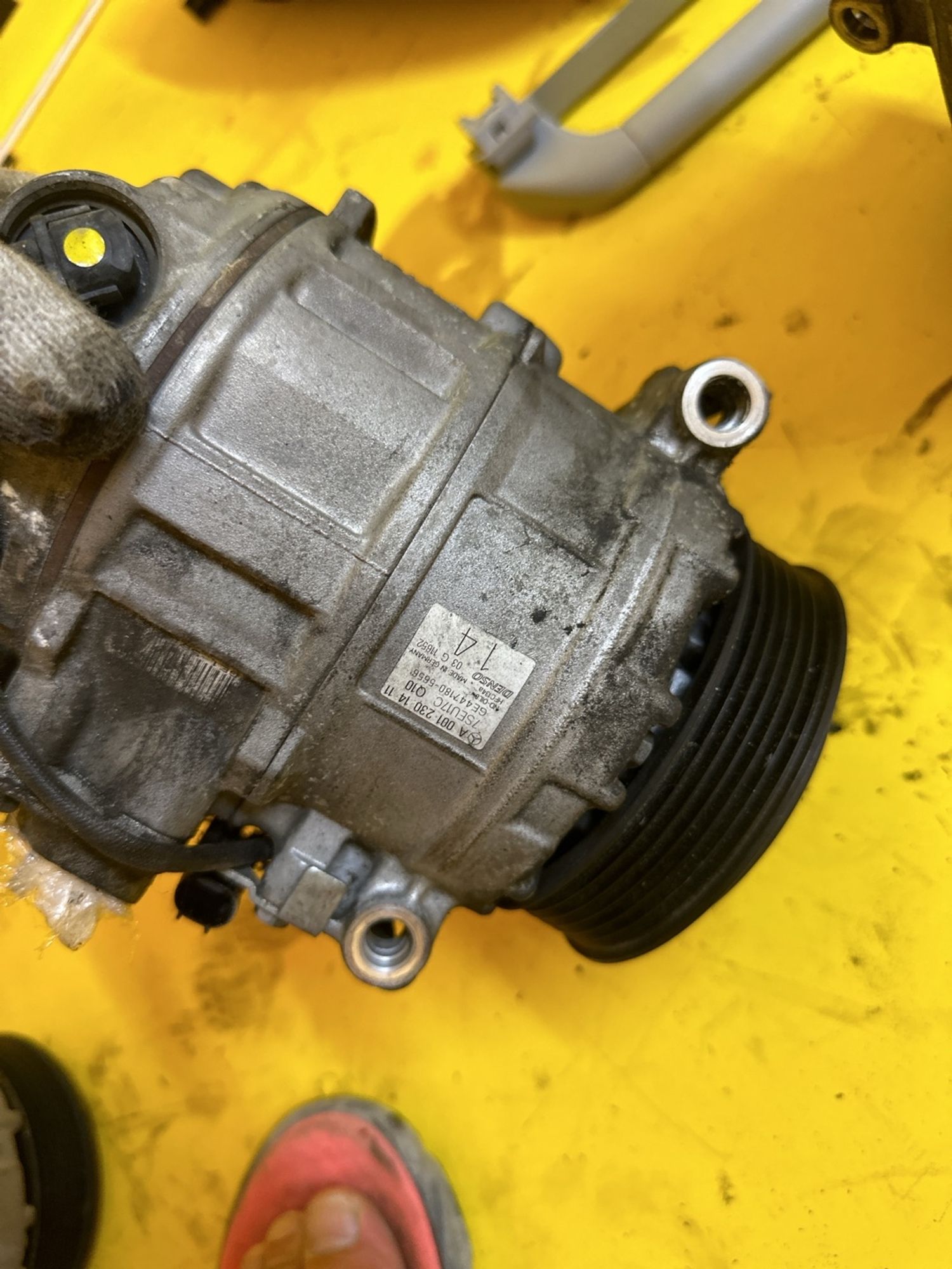 https://gcs.partsauto.market/rn-stockpro.appspot.com/thmbs/userImages/c566b97a16b148191013c3a1016369ae/part/3df0923c-2616-48e9-9089-efb183633b9d_1748428317629.jpg