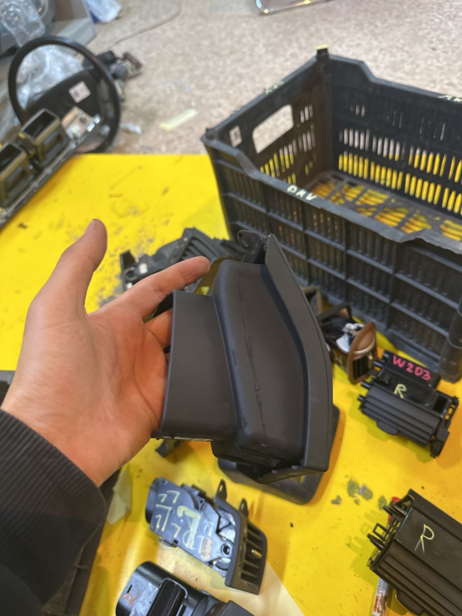 https://gcs.partsauto.market/rn-stockpro.appspot.com/thmbs/userImages/c566b97a16b148191013c3a1016369ae/part/4b9bdb87-05ac-4a14-8238-5ecc65472aa0_1747482042918.jpg