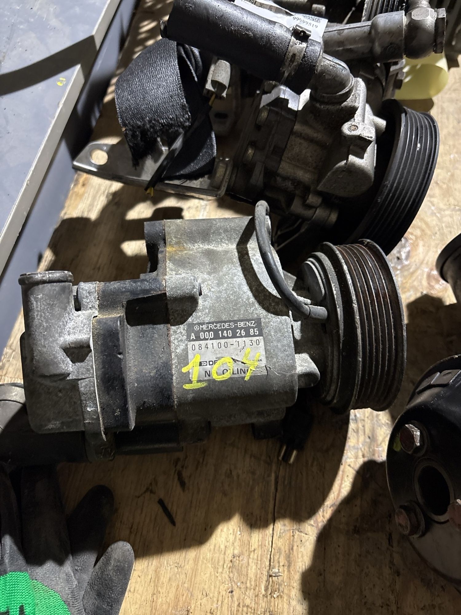 https://gcs.partsauto.market/rn-stockpro.appspot.com/thmbs/userImages/c566b97a16b148191013c3a1016369ae/part/4e9c79af-cd52-4049-843a-46db76853d6c_1746182368361.jpg