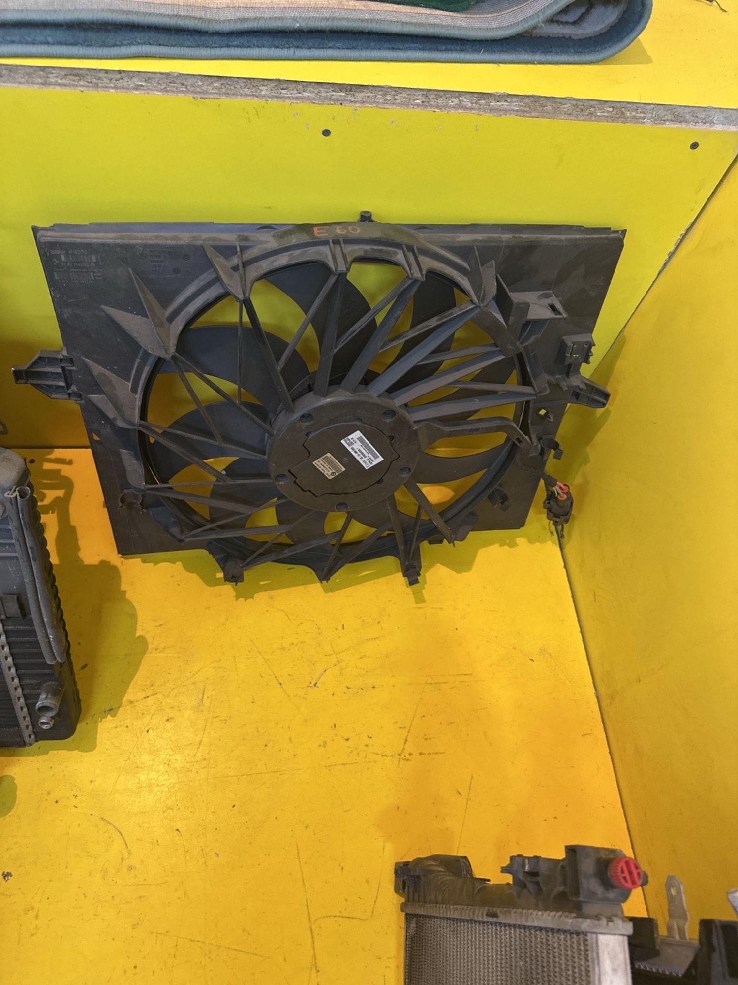 https://gcs.partsauto.market/rn-stockpro.appspot.com/thmbs/userImages/c566b97a16b148191013c3a1016369ae/part/657bb889-8adc-435e-8f9d-373c8e9c9709_1748009939639.jpg