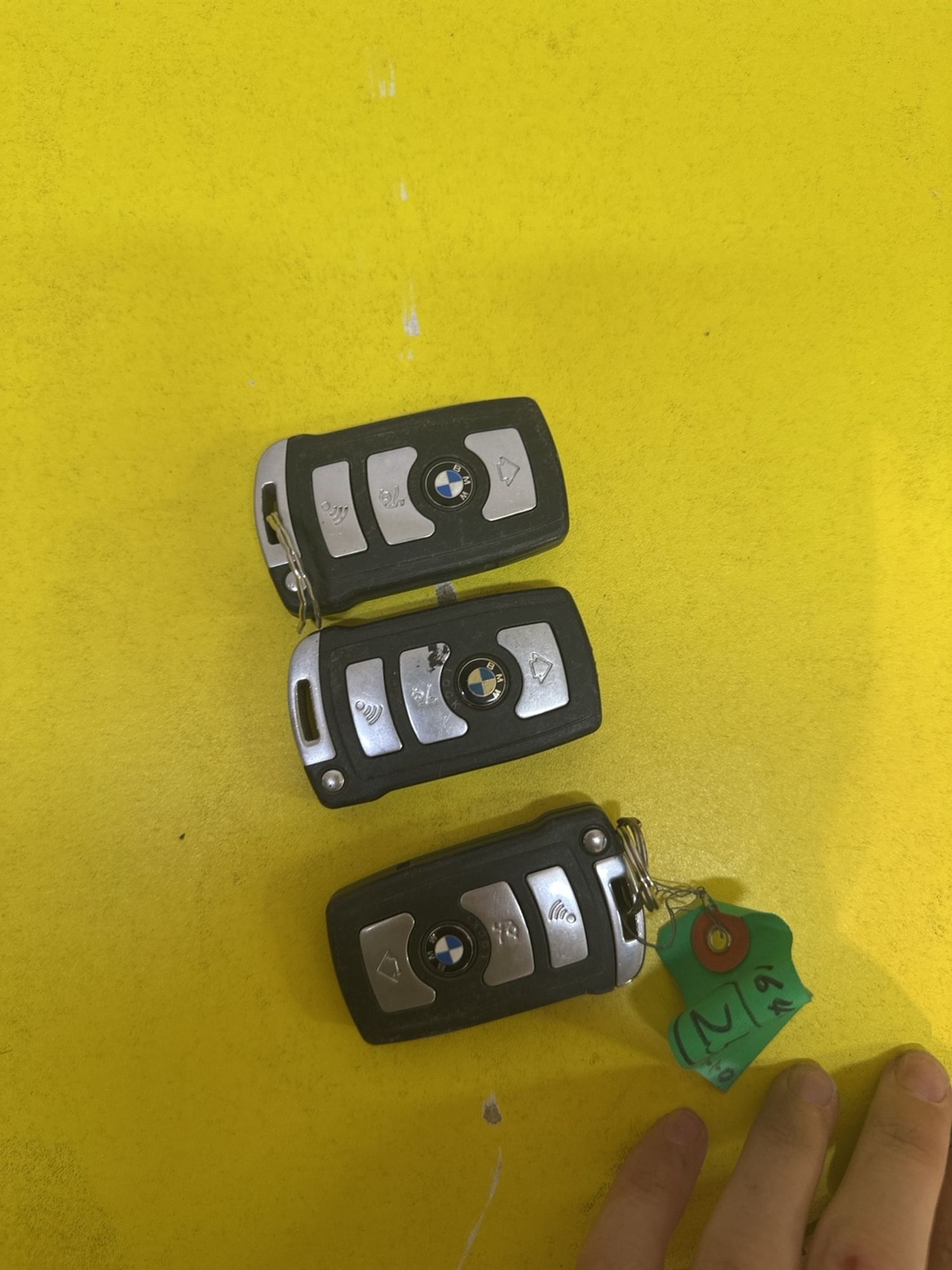 https://gcs.partsauto.market/rn-stockpro.appspot.com/thmbs/userImages/c566b97a16b148191013c3a1016369ae/part/696e3721-f2b8-4dcd-90fa-2fa0b959ad3c_1746098772424.jpg