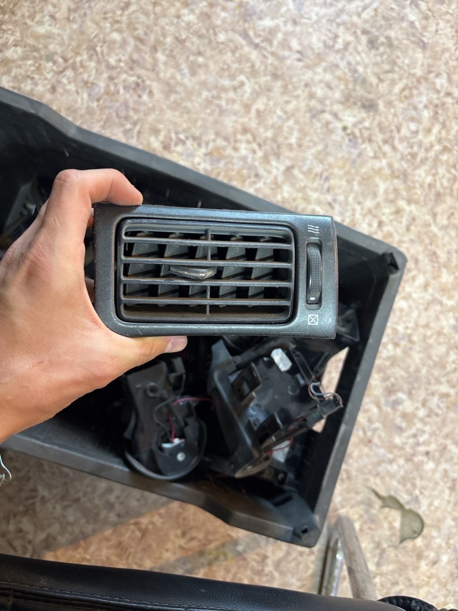 https://gcs.partsauto.market/rn-stockpro.appspot.com/thmbs/userImages/c566b97a16b148191013c3a1016369ae/part/75f03a68-3e35-47cc-a201-4f8f713b5e8d_1747488616691.jpg