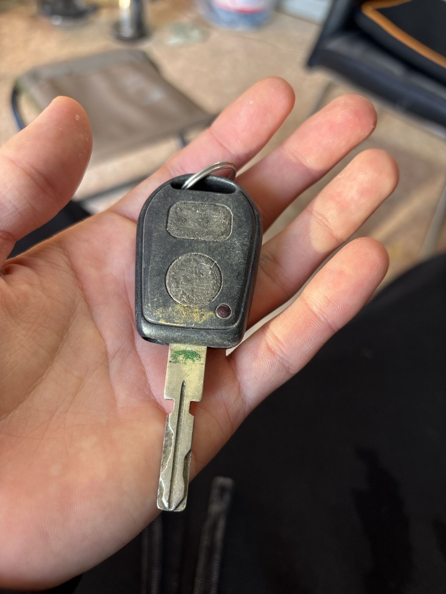 https://gcs.partsauto.market/rn-stockpro.appspot.com/thmbs/userImages/c566b97a16b148191013c3a1016369ae/part/7891e43f-b806-445b-8e48-4257673bc56f_1746101541072.jpg