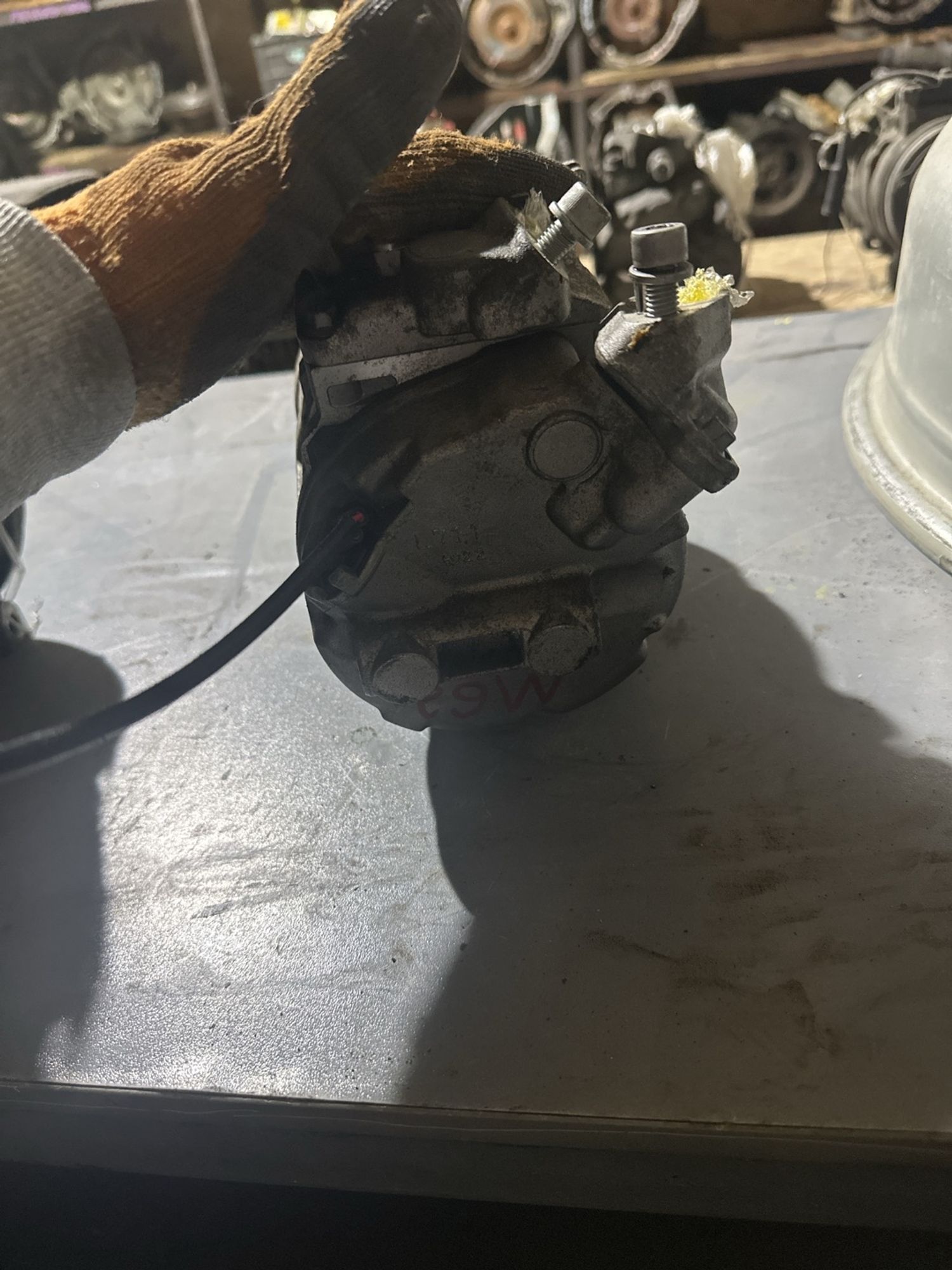 https://gcs.partsauto.market/rn-stockpro.appspot.com/thmbs/userImages/c566b97a16b148191013c3a1016369ae/part/89451d0d-1a3c-4988-821a-33c594360b70_1746171262385.jpg