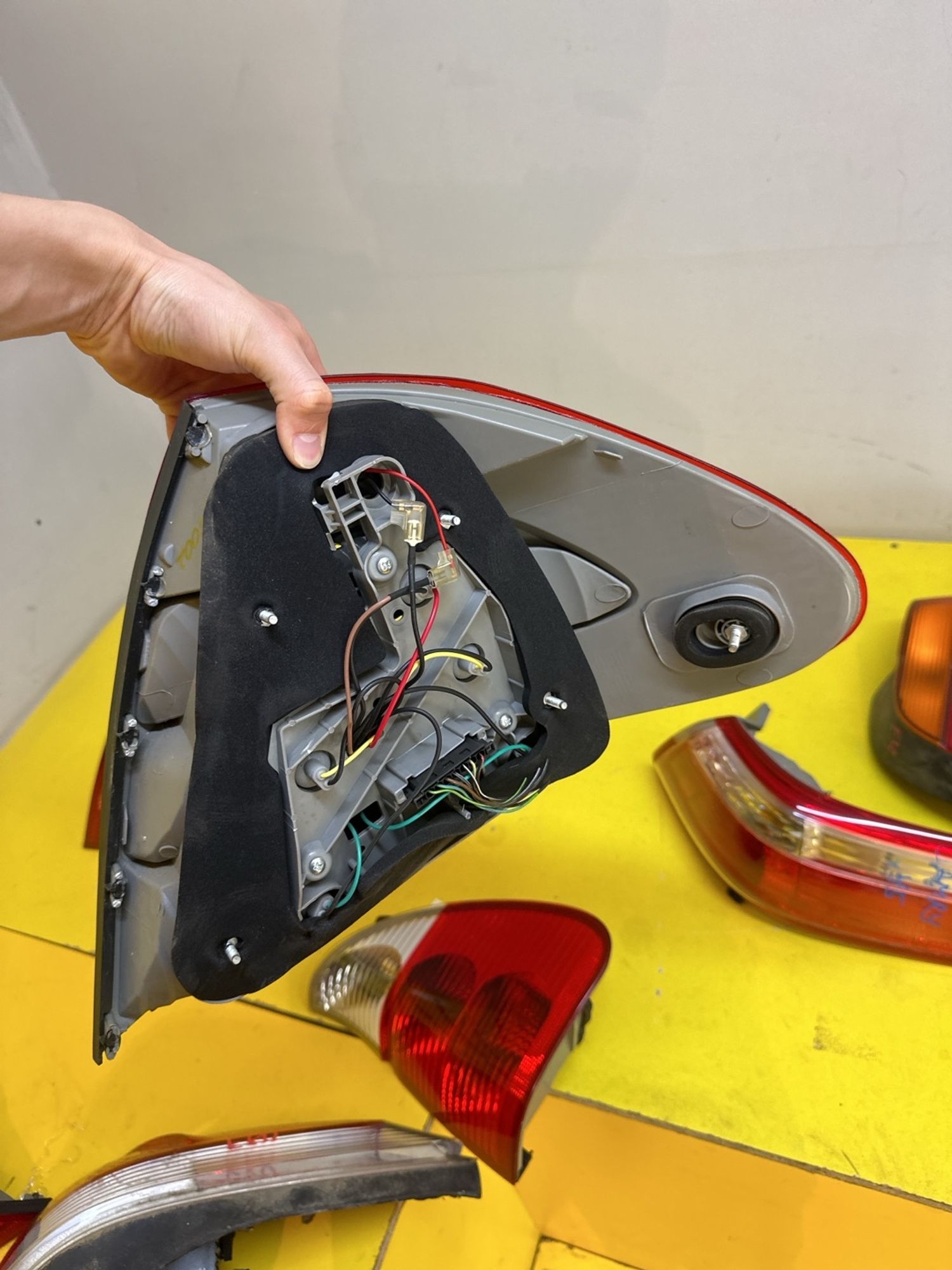 https://gcs.partsauto.market/rn-stockpro.appspot.com/thmbs/userImages/c566b97a16b148191013c3a1016369ae/part/92934204-bbca-4ec8-9ac8-c1f650ffaa0f_1746859748334.jpg