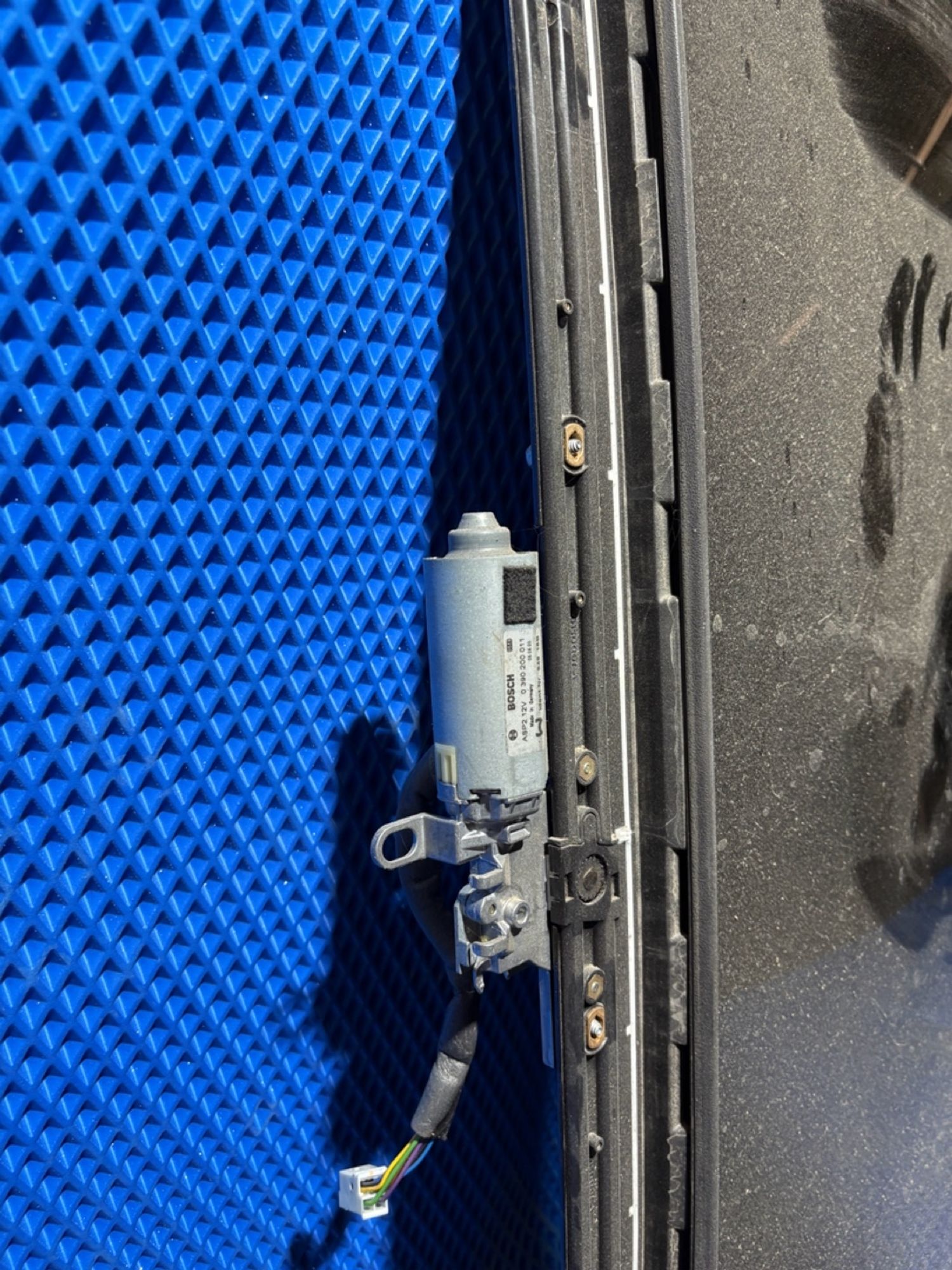 https://gcs.partsauto.market/rn-stockpro.appspot.com/thmbs/userImages/c566b97a16b148191013c3a1016369ae/part/99f11a39-c8e3-4e4c-98be-e2d11d513670_1748002768020.jpg