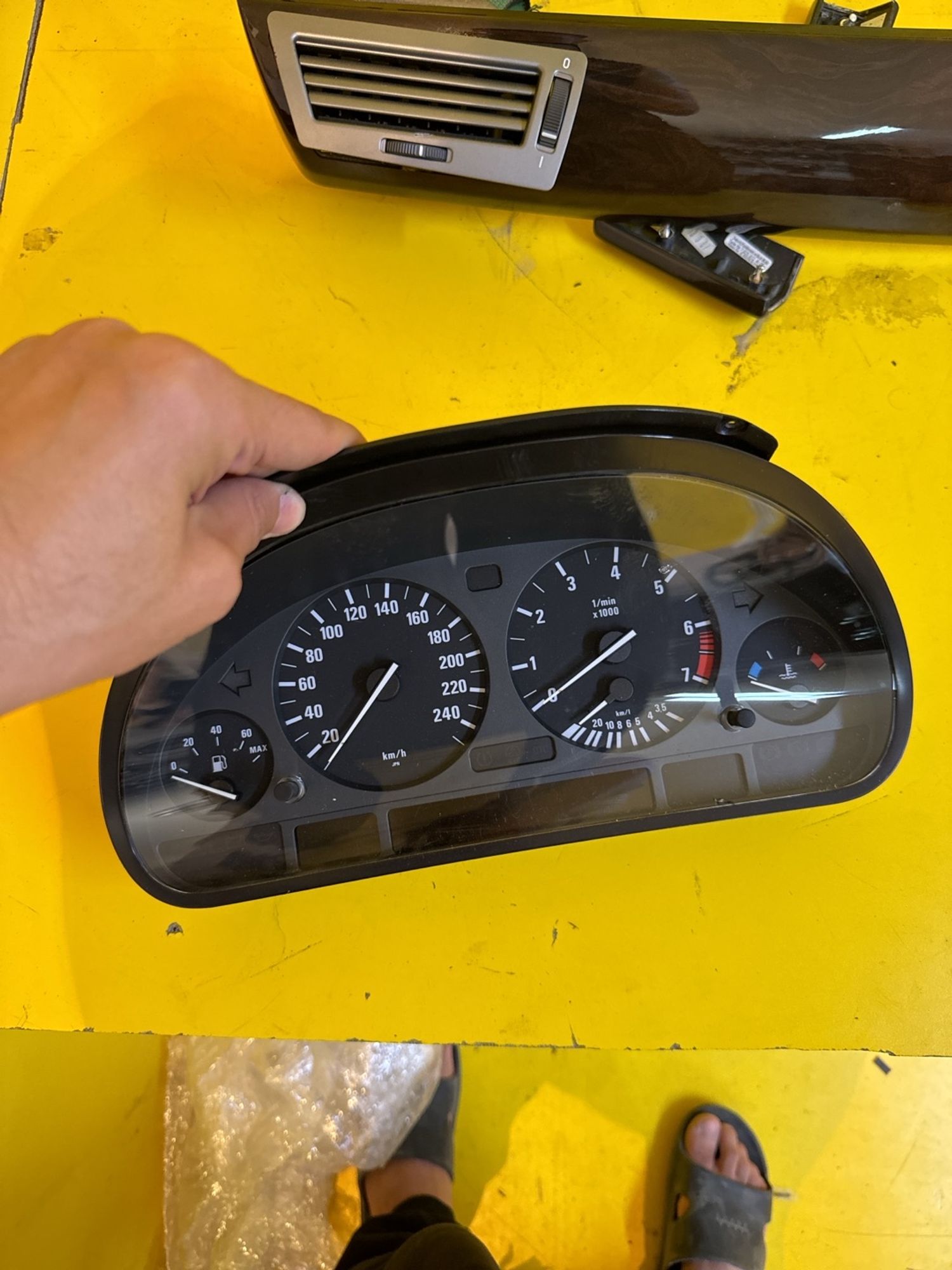 https://gcs.partsauto.market/rn-stockpro.appspot.com/thmbs/userImages/c566b97a16b148191013c3a1016369ae/part/a0ec6e9f-a3d3-4efa-b140-d8b759004f6c_1747216545462.jpg