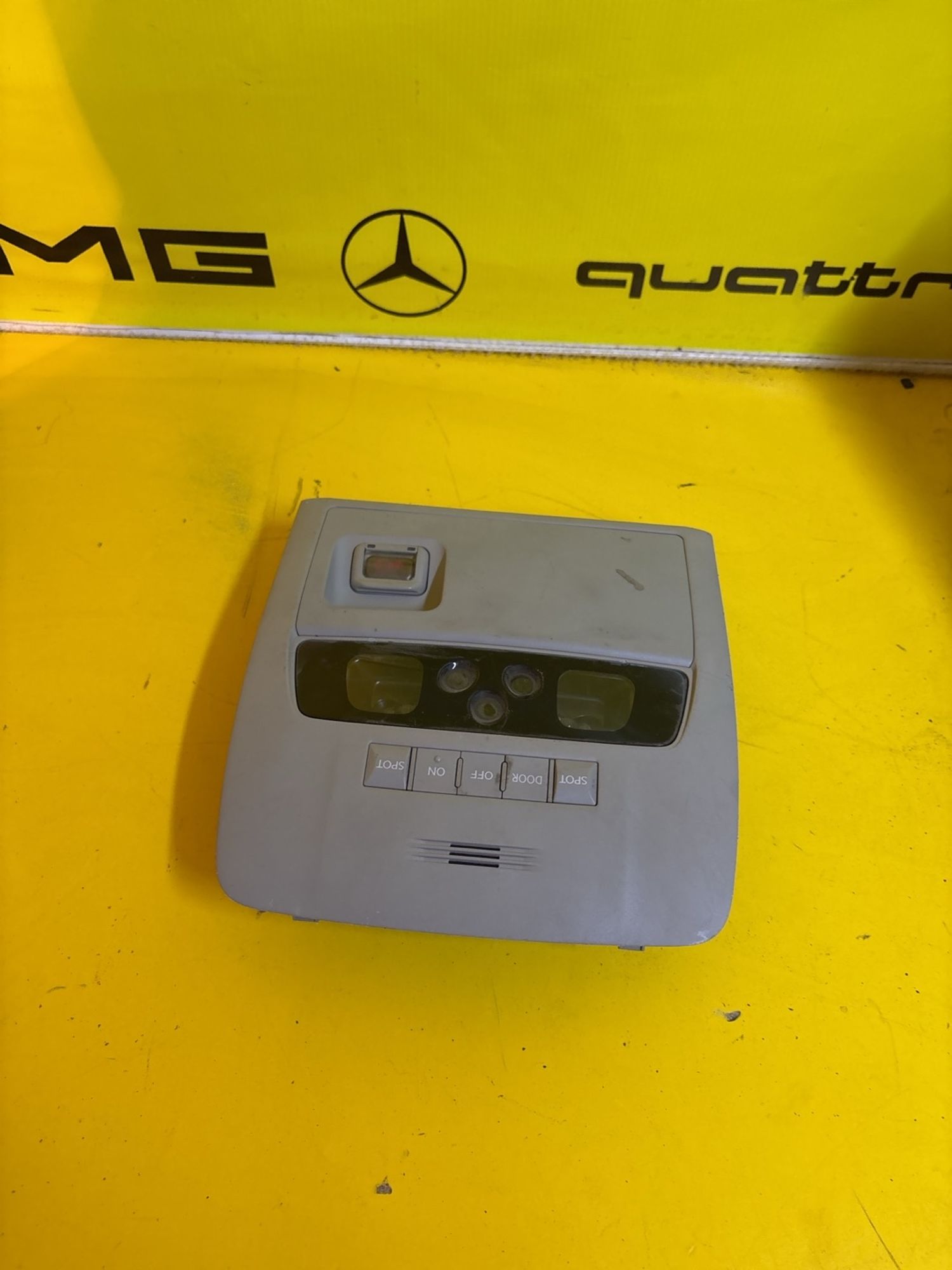 https://gcs.partsauto.market/rn-stockpro.appspot.com/thmbs/userImages/c566b97a16b148191013c3a1016369ae/part/a90915ed-fcc5-4d31-ade6-f8c325dc06b1_1747574268327.jpg