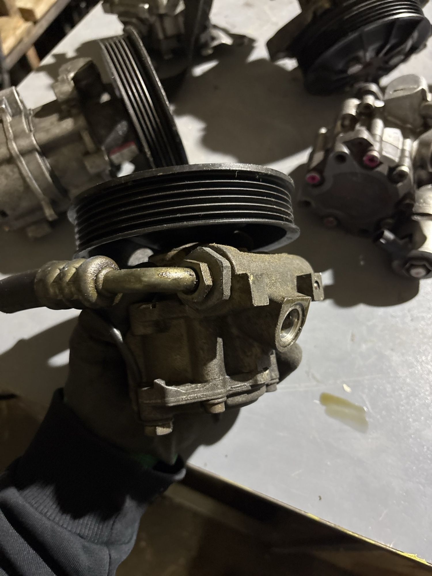 https://gcs.partsauto.market/rn-stockpro.appspot.com/thmbs/userImages/c566b97a16b148191013c3a1016369ae/part/b1555ce4-46c6-4c34-a7cf-fcfe911515ce_1746182893634.jpg