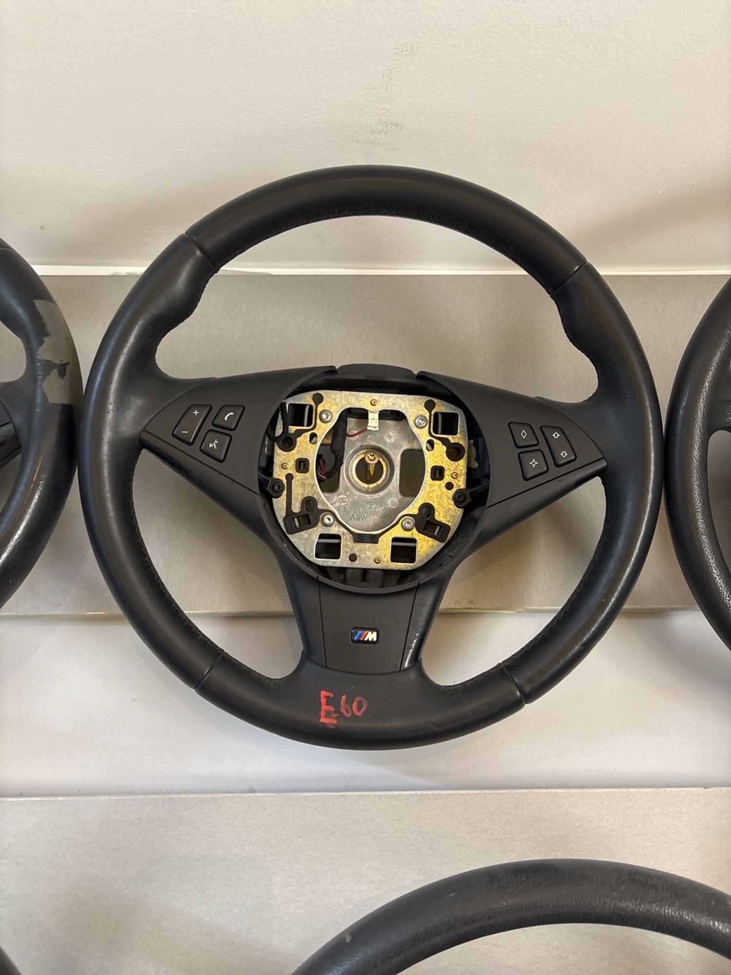 https://gcs.partsauto.market/rn-stockpro.appspot.com/thmbs/userImages/c566b97a16b148191013c3a1016369ae/part/be6071b8-7dd2-43d2-b467-52964b1a3ff8_1746354849718.jpg