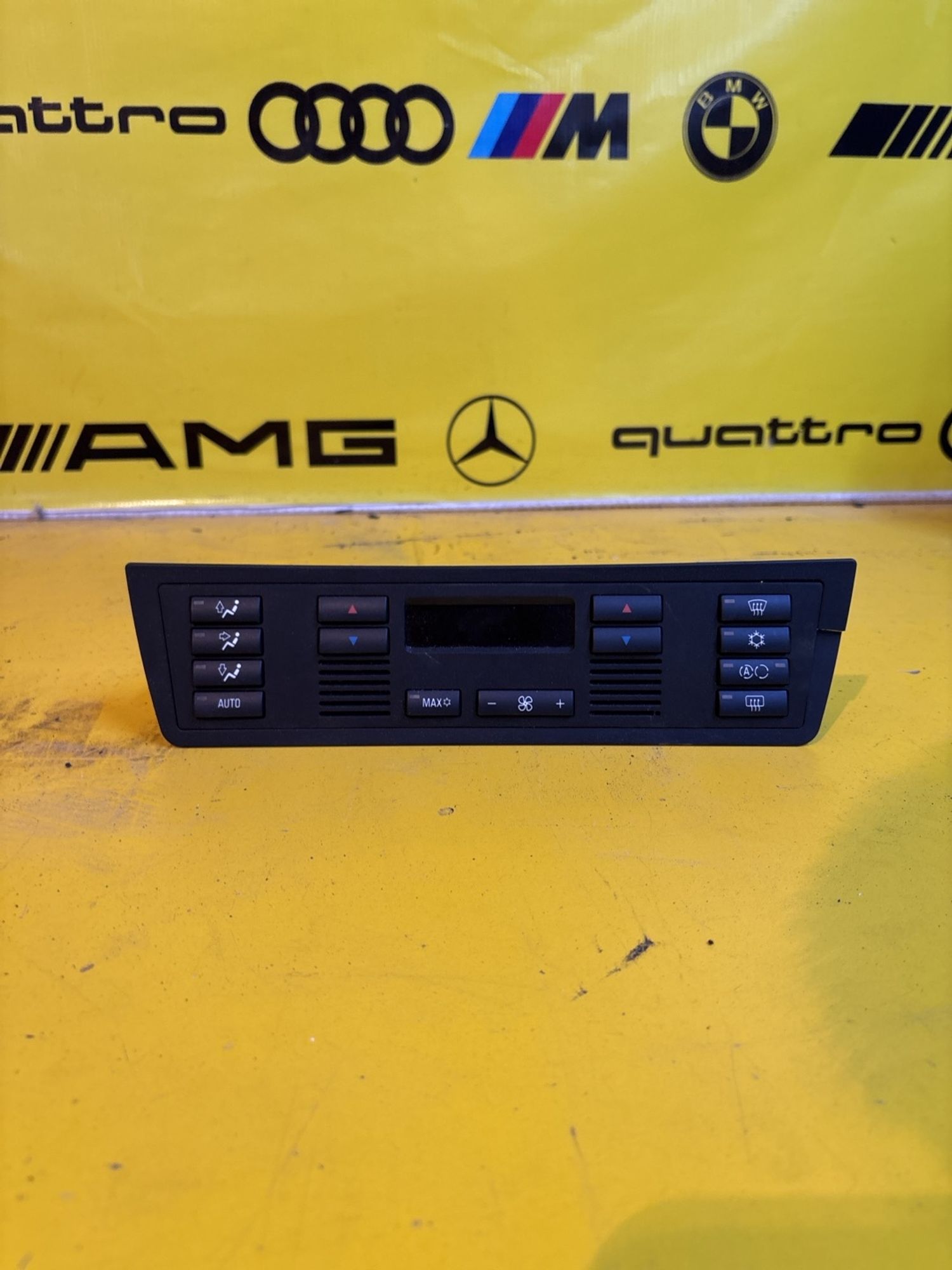 https://gcs.partsauto.market/rn-stockpro.appspot.com/thmbs/userImages/c566b97a16b148191013c3a1016369ae/part/d10d2a2b-6a3f-423d-a76a-02f5b2035874_1747567077030.jpg