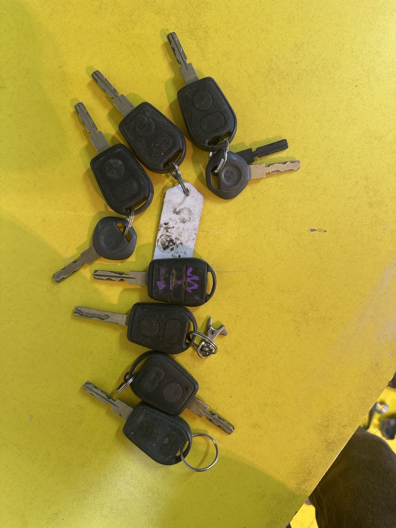 https://gcs.partsauto.market/rn-stockpro.appspot.com/thmbs/userImages/c566b97a16b148191013c3a1016369ae/part/d7ad2388-e0b0-4ddf-88d3-f3afd0684173_1746101530449.jpg