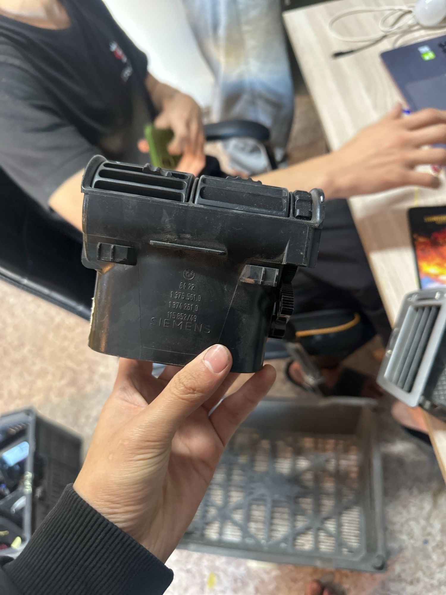 https://gcs.partsauto.market/rn-stockpro.appspot.com/thmbs/userImages/c566b97a16b148191013c3a1016369ae/part/e381906e-d27e-4689-82af-fa6a7cb39ec5_1747491217680.jpg
