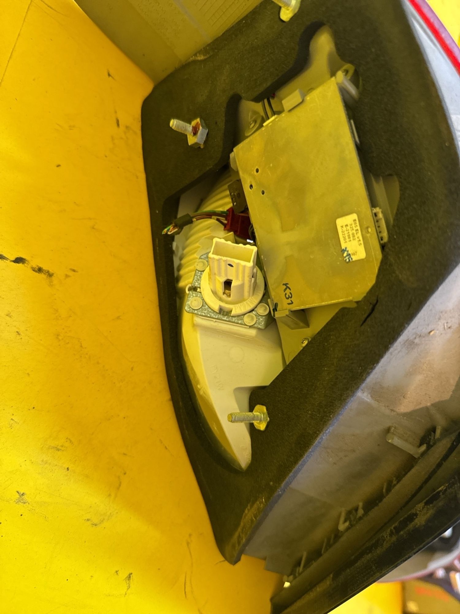 https://gcs.partsauto.market/rn-stockpro.appspot.com/thmbs/userImages/c566b97a16b148191013c3a1016369ae/part/e5d87890-fb32-4176-8cc8-decc947171d6_1746861522090.jpg
