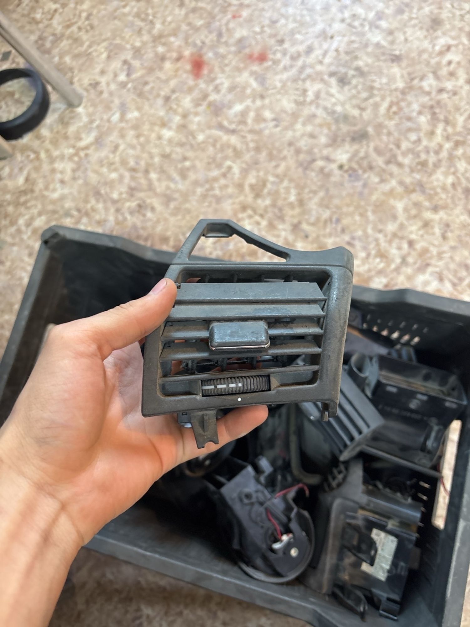 https://gcs.partsauto.market/rn-stockpro.appspot.com/thmbs/userImages/c566b97a16b148191013c3a1016369ae/part/fb2eb112-b350-460c-a262-1df690810b52_1747489553966.jpg