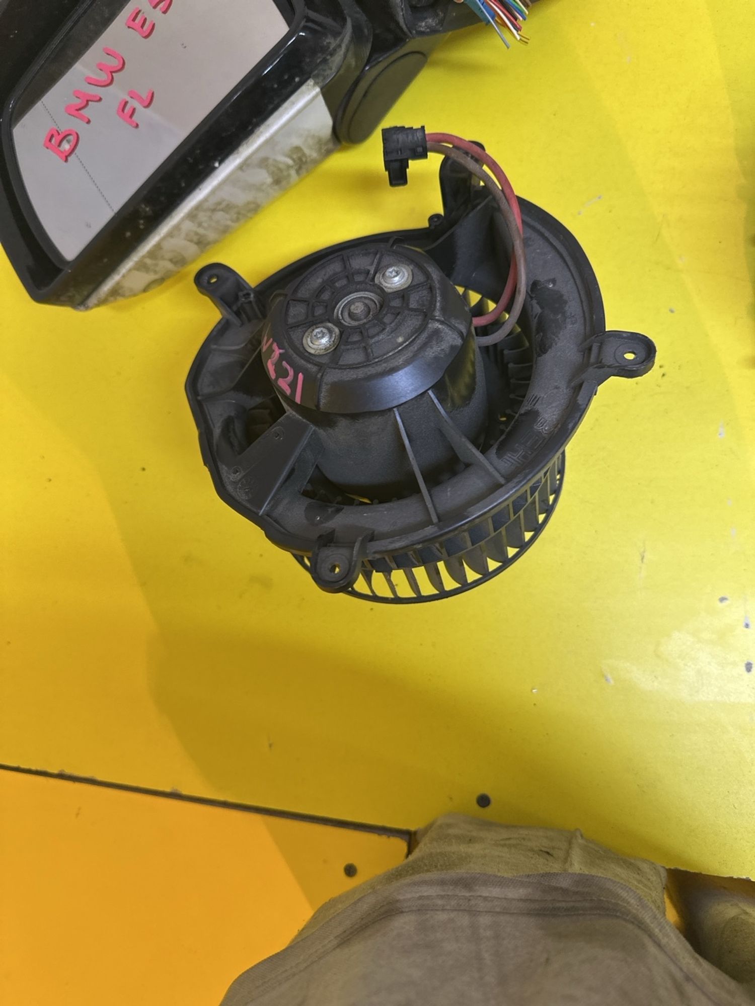 https://gcs.partsauto.market/rn-stockpro.appspot.com/thmbs/userImages/c566b97a16b148191013c3a1016369ae/part/ffb5b983-07c1-4f97-a5ea-3467a1180ff2_1747916261179.jpg