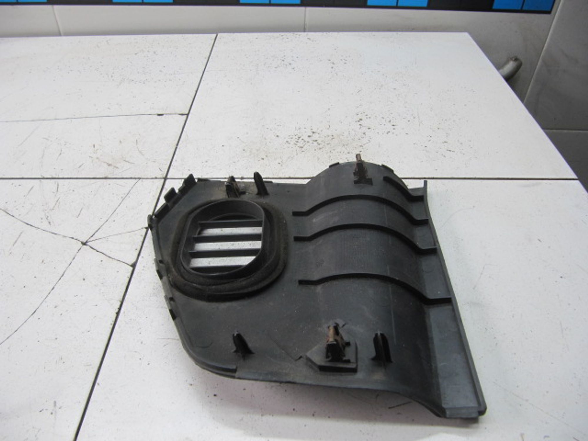https://gcs.partsauto.market/rn-stockpro.appspot.com/thmbs/userImages/c965f73e3dc116a3de96fdbb0ec9ca2a/part/0a94b313-272b-4a45-9367-aa648120b41b_1712567859785.jpg