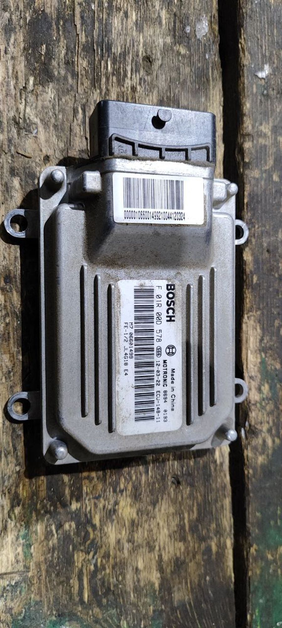 https://gcs.partsauto.market/rn-stockpro.appspot.com/thmbs/userImages/cb9901e562a4f410bd4f9bf80c21d094/part/27ec35ce-e146-4b22-bfb3-ba9b15a0f663_1741951867870.jpg
