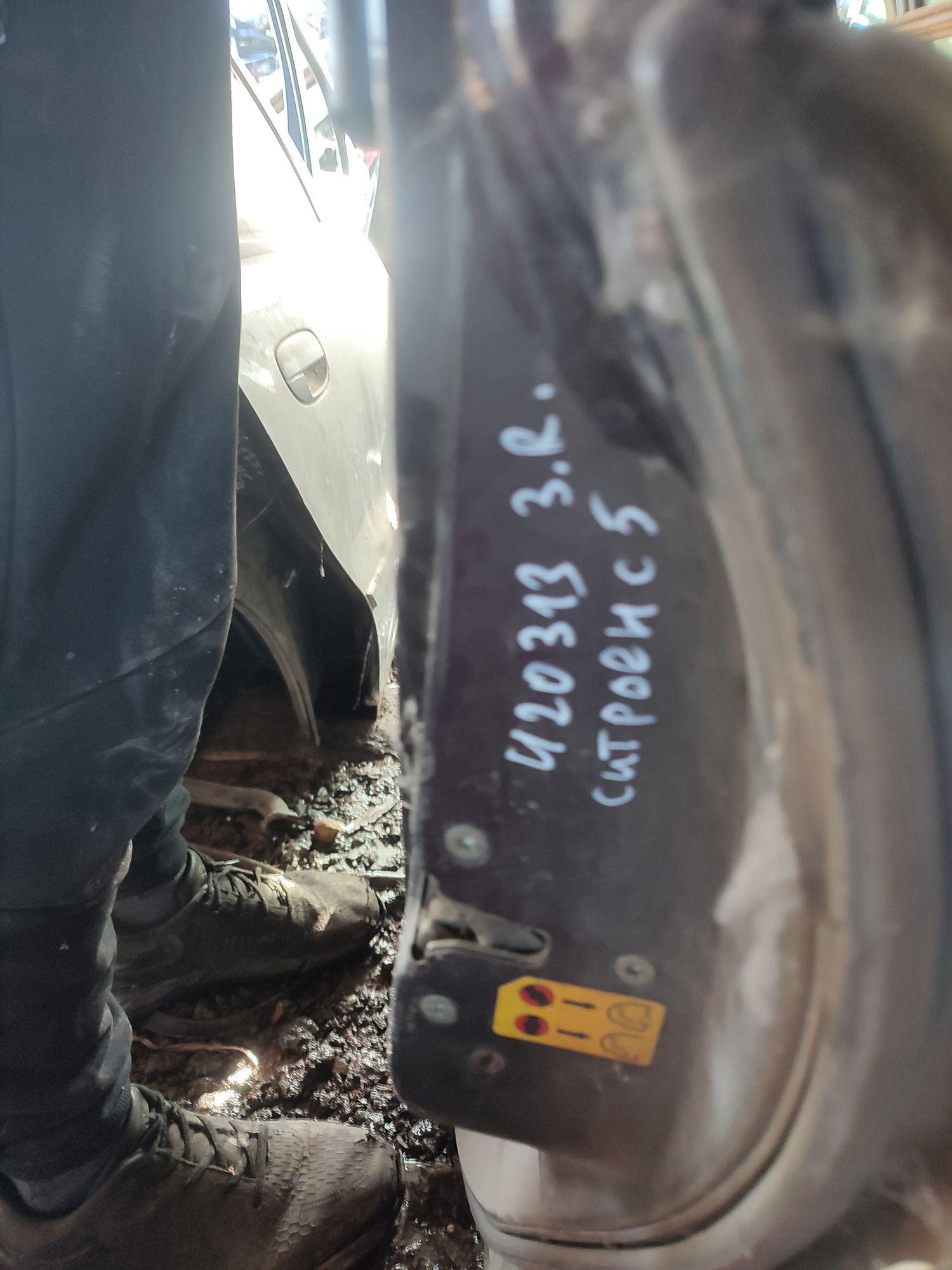 https://gcs.partsauto.market/rn-stockpro.appspot.com/thmbs/userImages/cb9901e562a4f410bd4f9bf80c21d094/part/81b789d7-f9e9-405d-a27b-12ad25a8e13c_1712291853653.jpg
