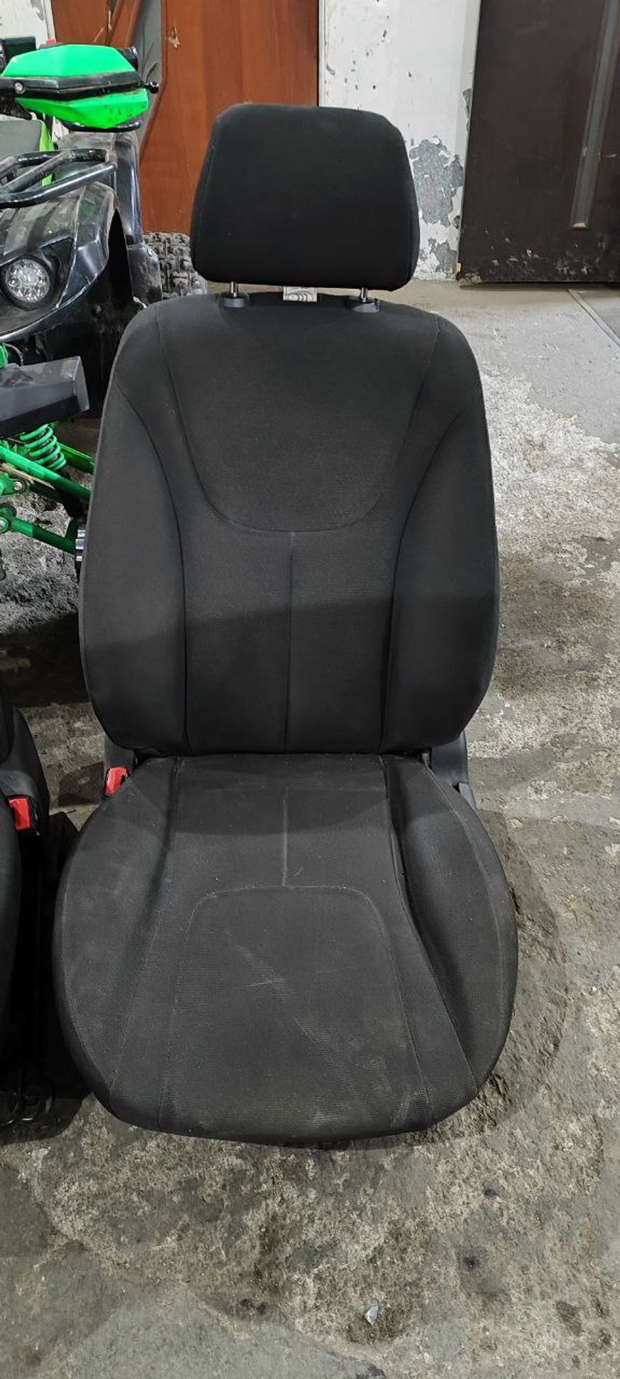 https://gcs.partsauto.market/rn-stockpro.appspot.com/thmbs/userImages/cb9901e562a4f410bd4f9bf80c21d094/part/88f9f12c-5caf-49f7-b70c-e9a291619d7c_1741947397529.jpg