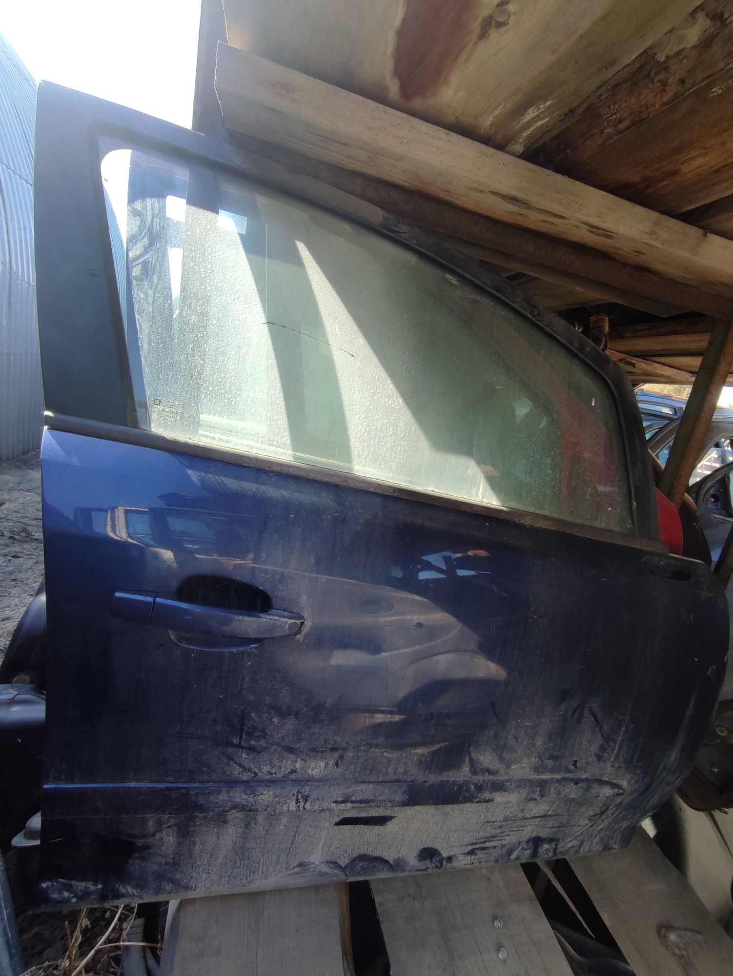 Дверь передняя правая Opel Corsa D