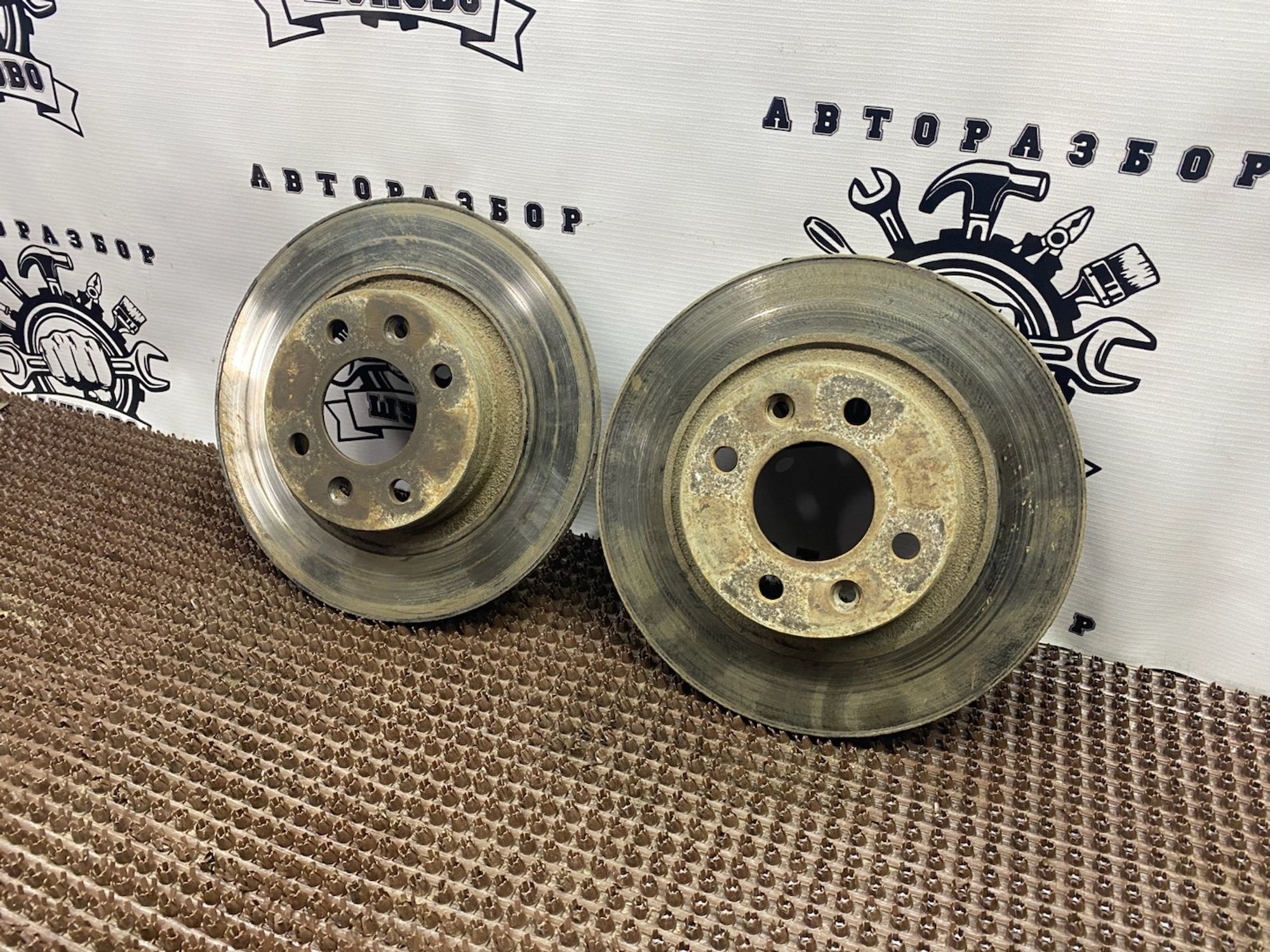 https://gcs.partsauto.market/rn-stockpro.appspot.com/thmbs/userImages/cca1856e256b5441544f9aba03b424a6/part/02064f69-2e94-41f6-8847-7f3c2182a163_1749203583986.jpg