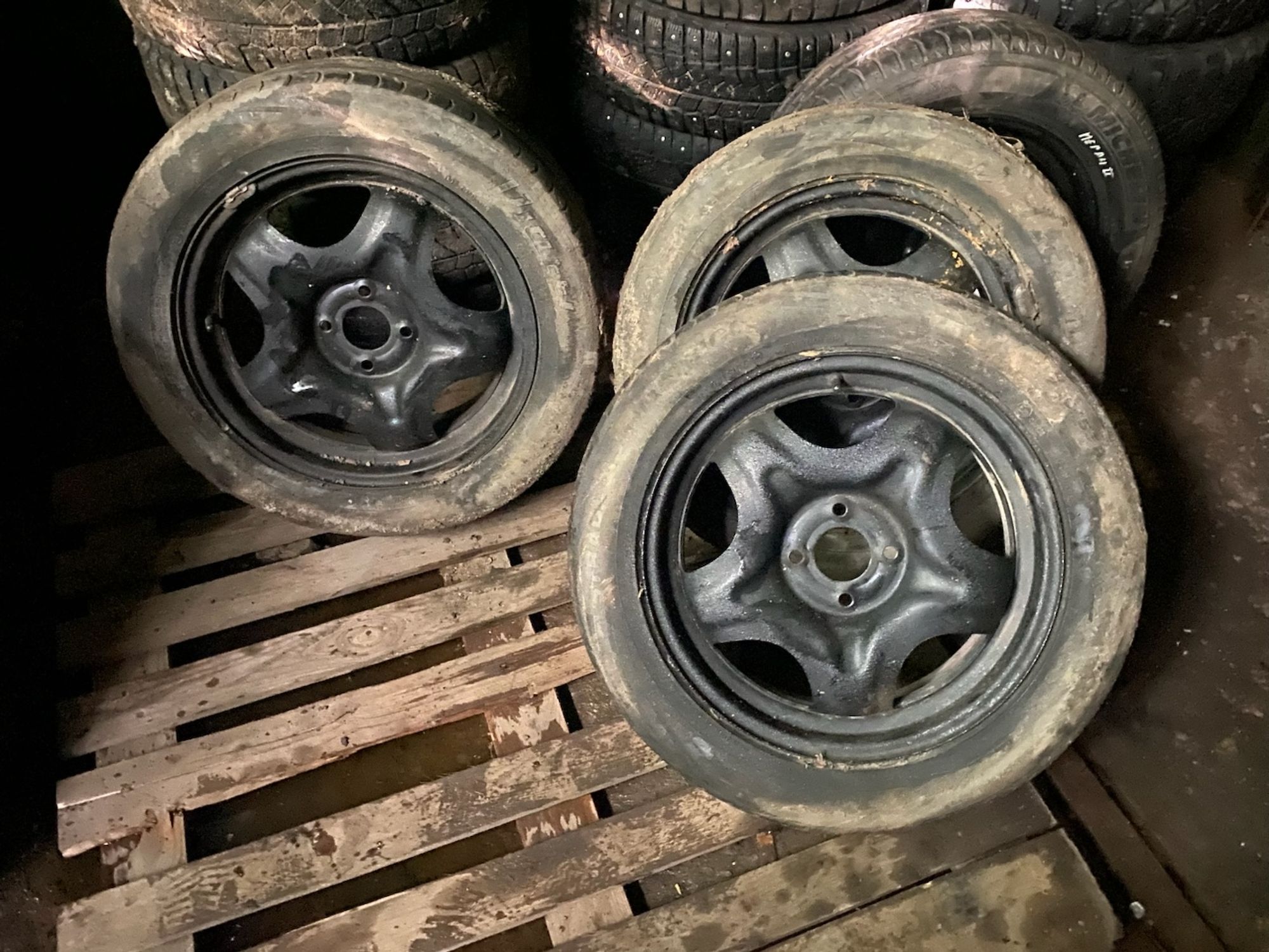 https://gcs.partsauto.market/rn-stockpro.appspot.com/thmbs/userImages/cca1856e256b5441544f9aba03b424a6/part/08e1961d-296c-4339-a8d5-782e9348abaf_1747345830841.jpg