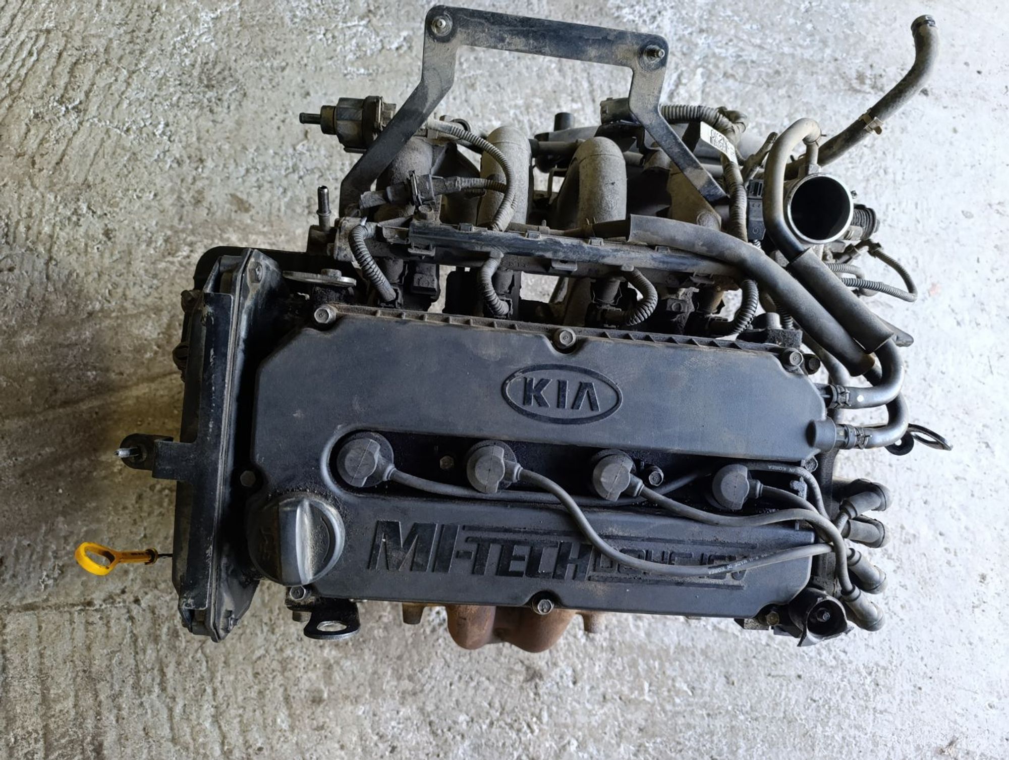 https://gcs.partsauto.market/rn-stockpro.appspot.com/thmbs/userImages/cca1856e256b5441544f9aba03b424a6/part/0e0c631f-bccc-44e4-ad1e-6e188311eff6_1748700591308.jpg