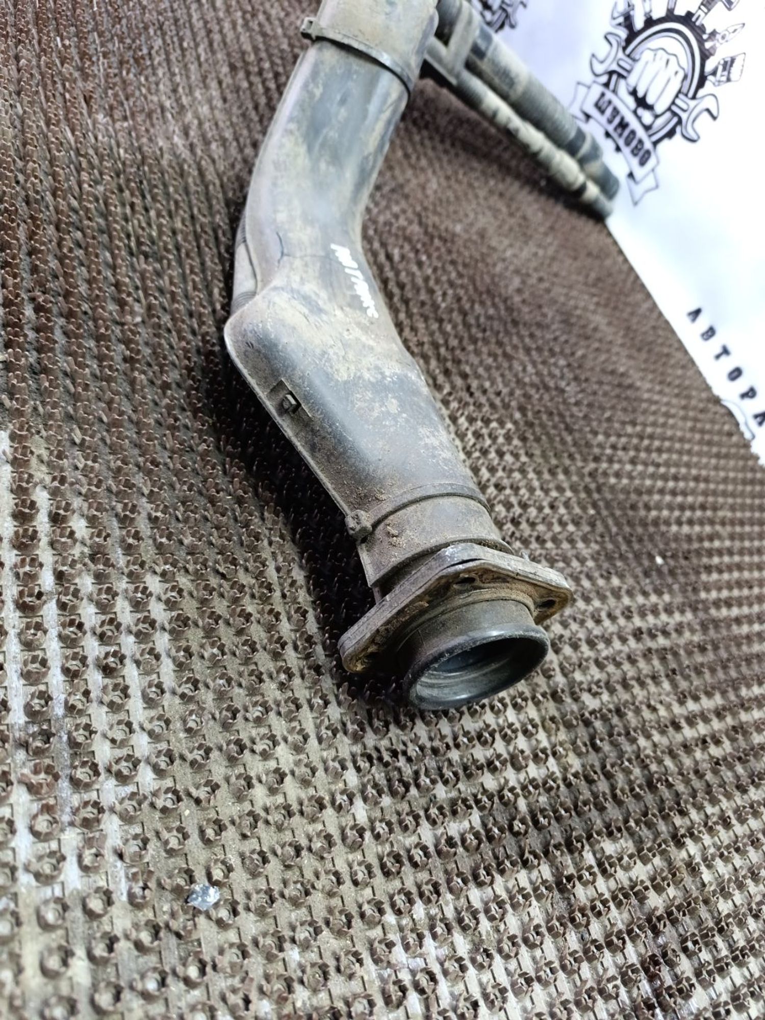 https://gcs.partsauto.market/rn-stockpro.appspot.com/thmbs/userImages/cca1856e256b5441544f9aba03b424a6/part/1ea262e6-74a0-41cf-9b4e-d31c7db1d6f1_1746343710018.jpg