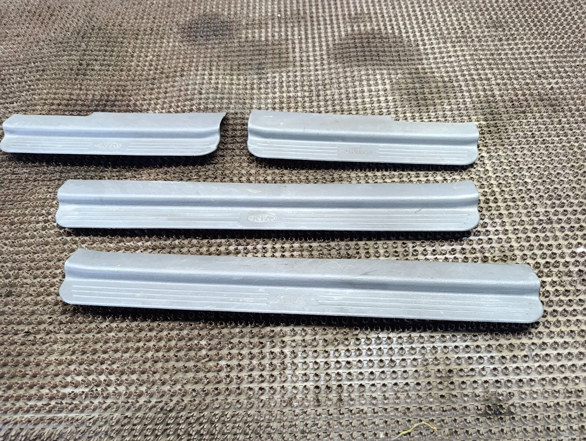 https://gcs.partsauto.market/rn-stockpro.appspot.com/thmbs/userImages/cca1856e256b5441544f9aba03b424a6/part/2316bb19-4534-40f0-b6c5-5f6efea22c47_1748507983680.jpg