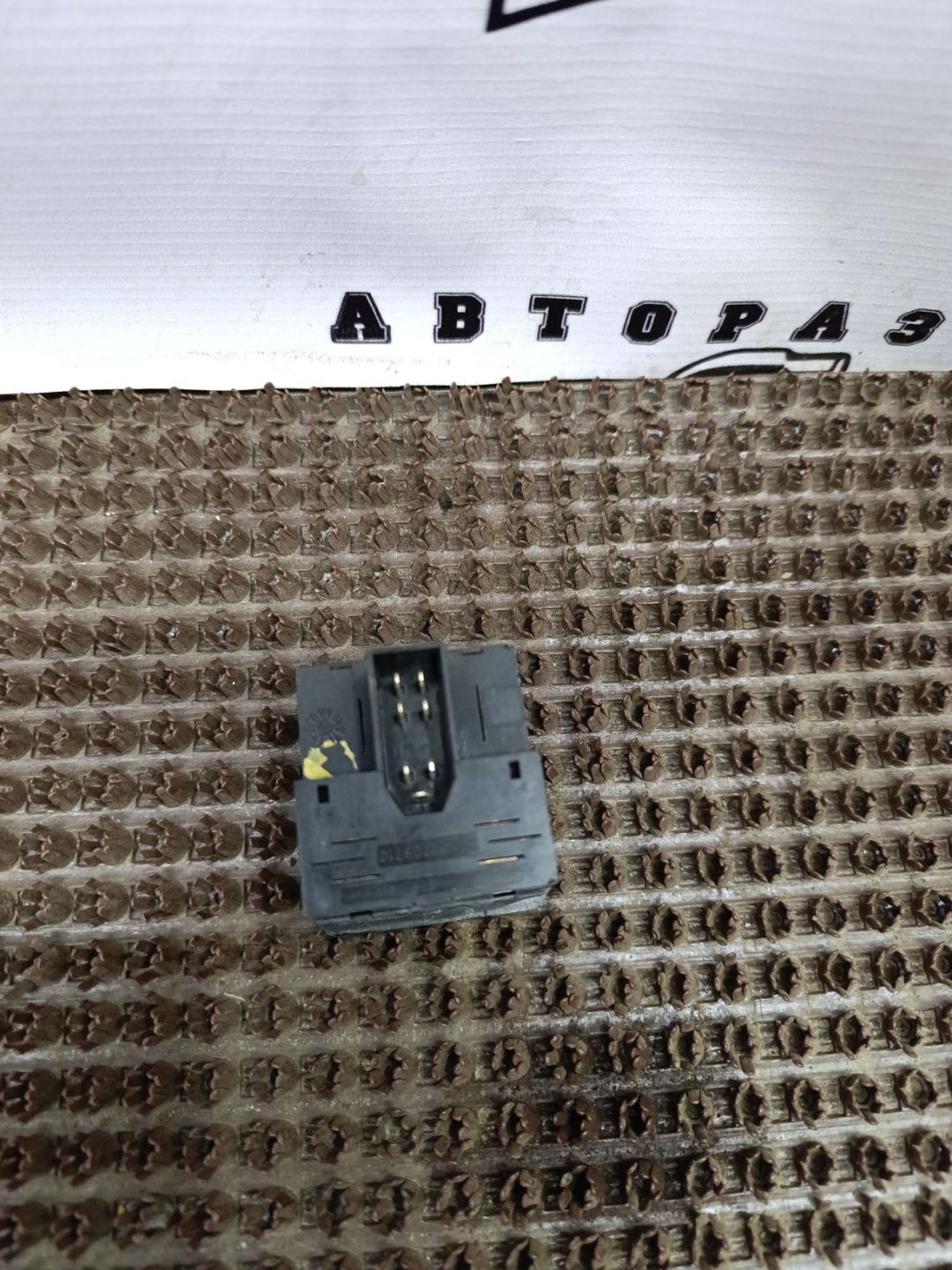 https://gcs.partsauto.market/rn-stockpro.appspot.com/thmbs/userImages/cca1856e256b5441544f9aba03b424a6/part/339d940b-6cd1-467c-a7fa-8113b176598a_1744202294759.jpg