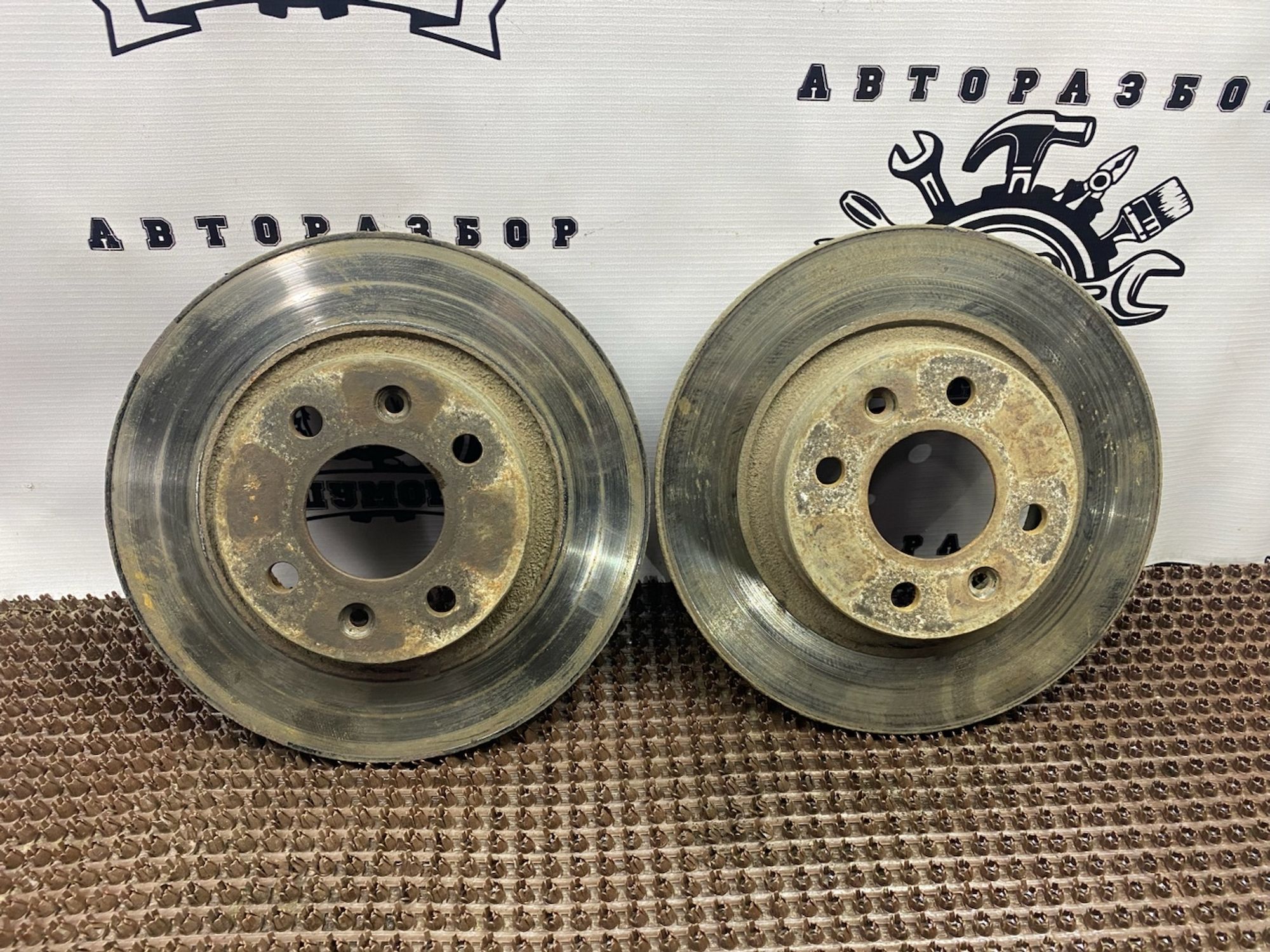 https://gcs.partsauto.market/rn-stockpro.appspot.com/thmbs/userImages/cca1856e256b5441544f9aba03b424a6/part/37adb421-3672-45dc-86dd-ab23041cf4eb_1749203582076.jpg