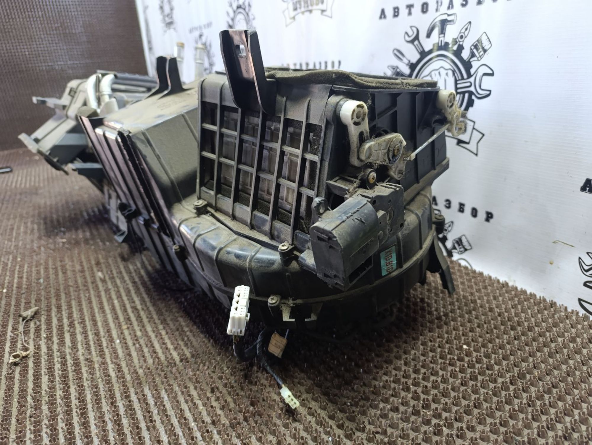 https://gcs.partsauto.market/rn-stockpro.appspot.com/thmbs/userImages/cca1856e256b5441544f9aba03b424a6/part/440d20af-3816-4c71-9197-ec0f4c286637_1748502221704.jpg