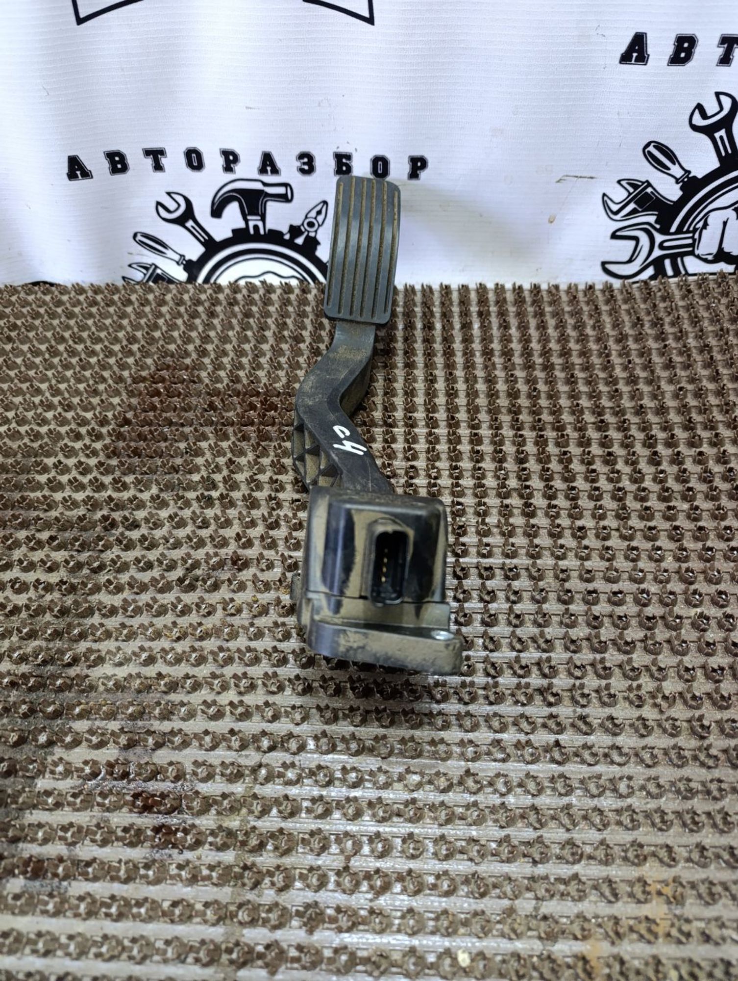 https://gcs.partsauto.market/rn-stockpro.appspot.com/thmbs/userImages/cca1856e256b5441544f9aba03b424a6/part/4fbdded6-85cd-4f6b-ac12-a99606a03f27_1746380133917.jpg