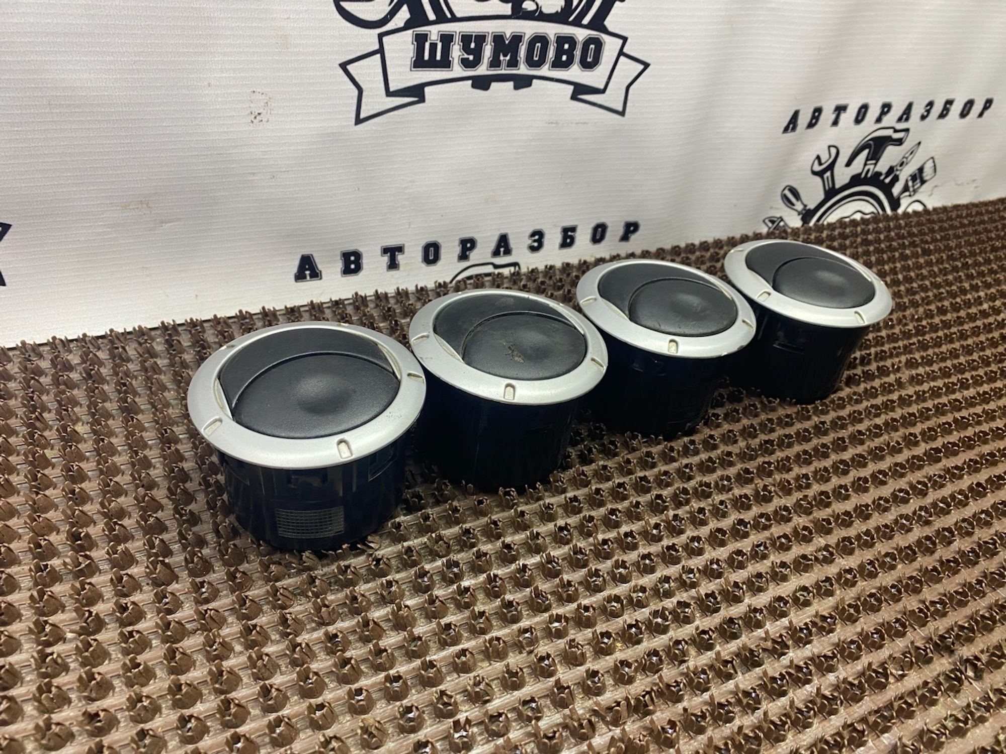 https://gcs.partsauto.market/rn-stockpro.appspot.com/thmbs/userImages/cca1856e256b5441544f9aba03b424a6/part/512ec7e3-0e21-4621-a511-62ffb83228e7_1749203523114.jpg
