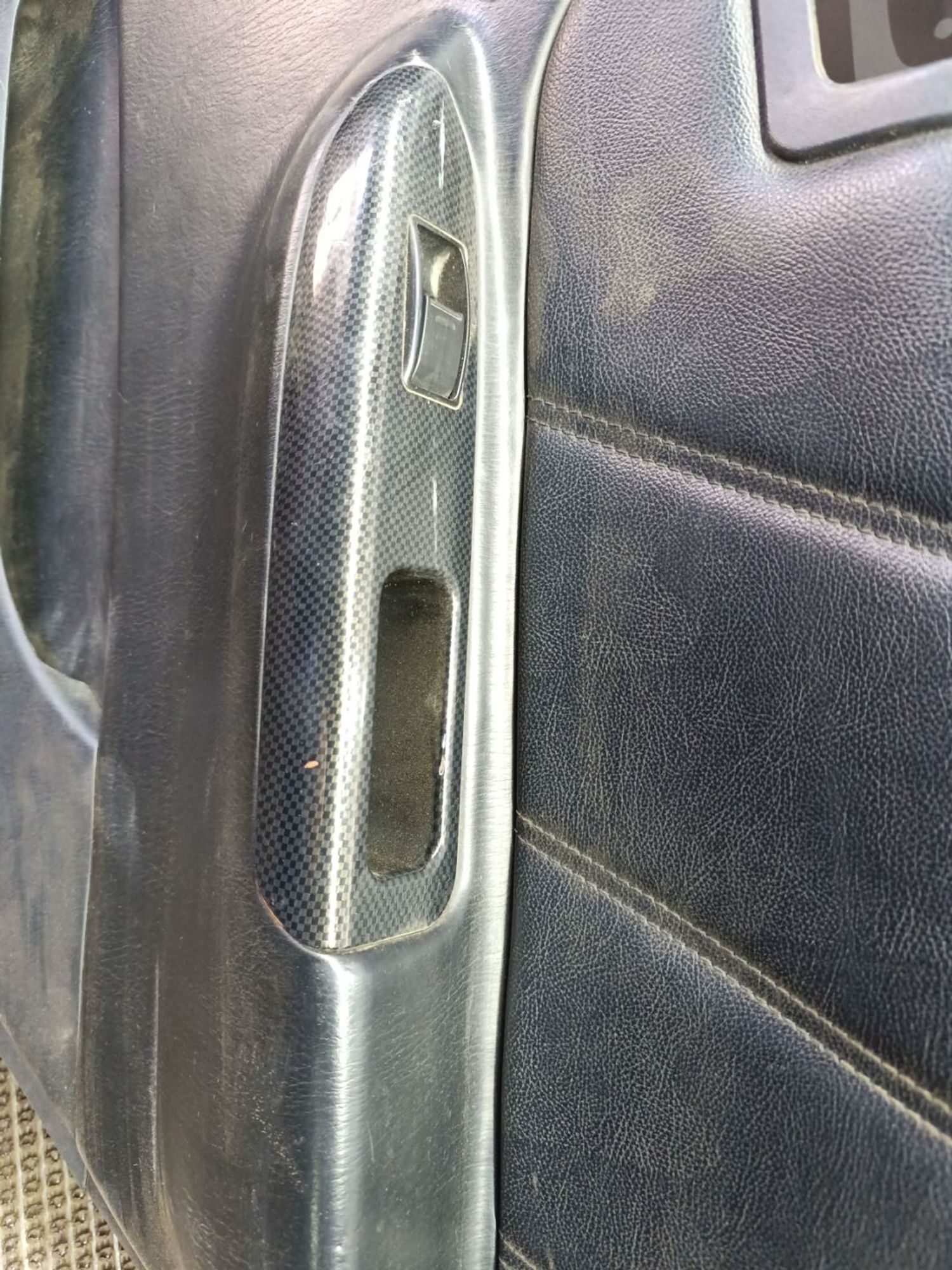 https://gcs.partsauto.market/rn-stockpro.appspot.com/thmbs/userImages/cca1856e256b5441544f9aba03b424a6/part/51db9ce4-5b87-4701-b718-206a30ec11cd_1744708153991.jpg