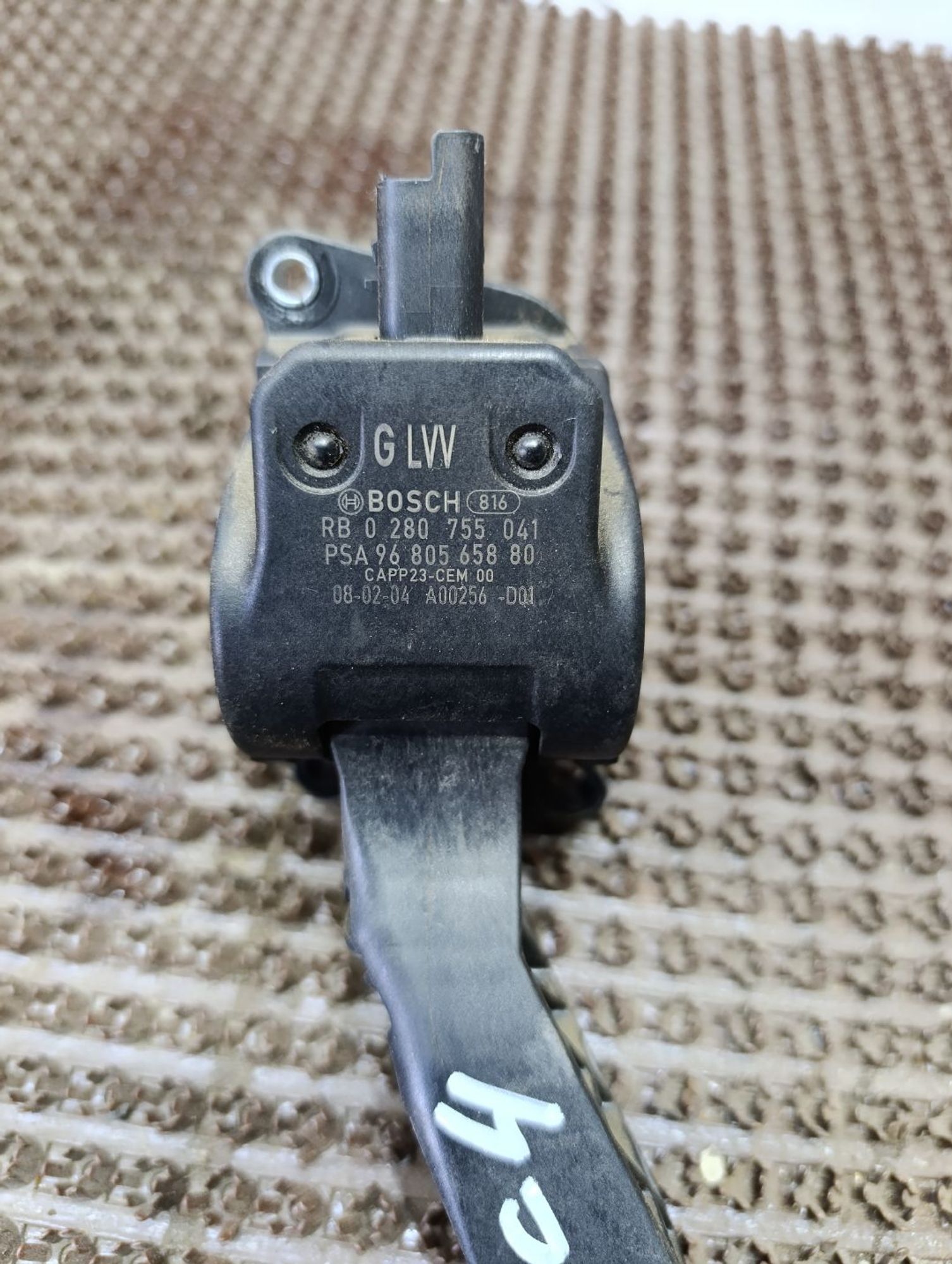 https://gcs.partsauto.market/rn-stockpro.appspot.com/thmbs/userImages/cca1856e256b5441544f9aba03b424a6/part/5deb6d79-ce38-4ca8-ac7a-0df73d786456_1746380139098.jpg
