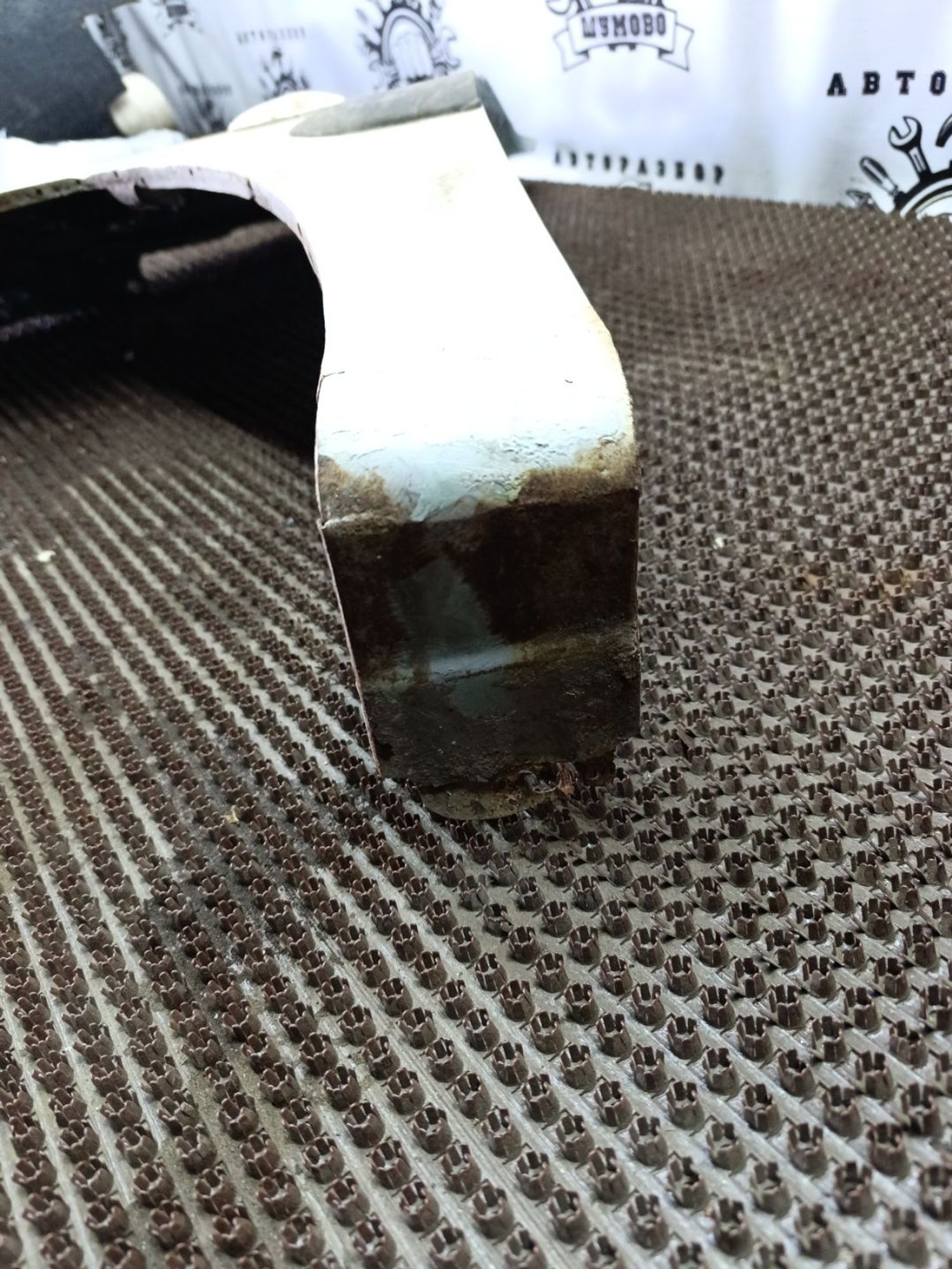 https://gcs.partsauto.market/rn-stockpro.appspot.com/thmbs/userImages/cca1856e256b5441544f9aba03b424a6/part/82987ba7-f1db-41d7-84d0-ef200a63c6e5_1746343184304.jpg
